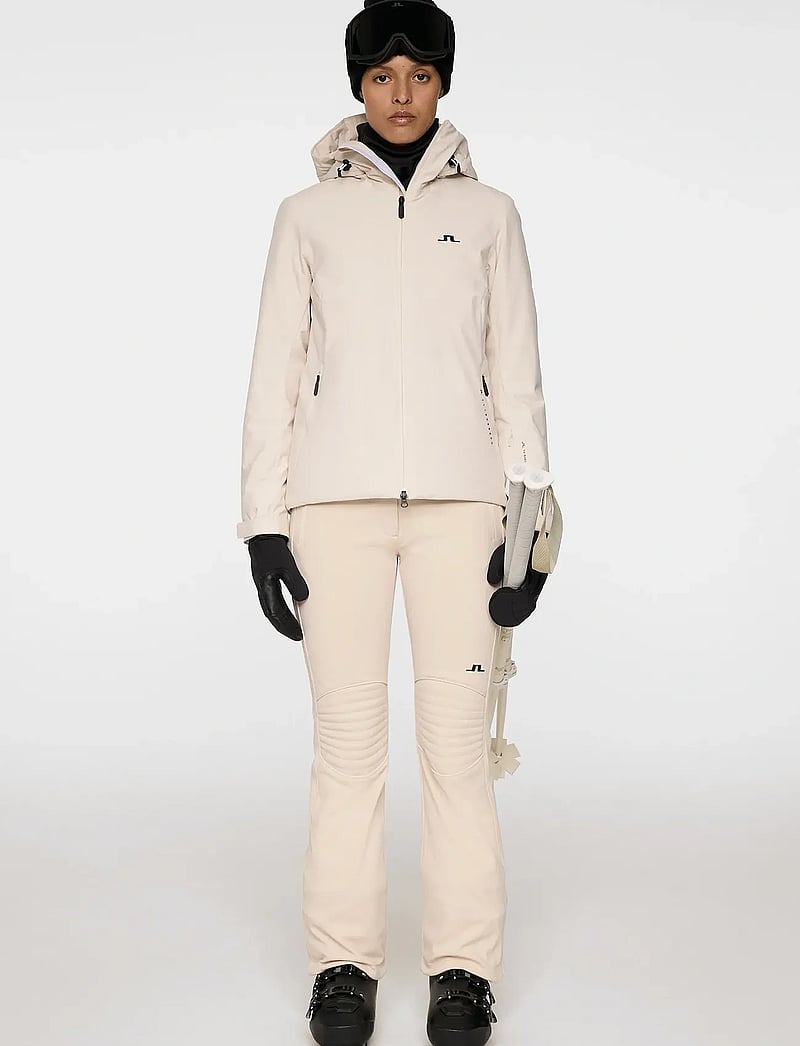 J. Lindeberg - W Stanford Softshell Ski Pant - ski-kleidung - moonbeam - 4