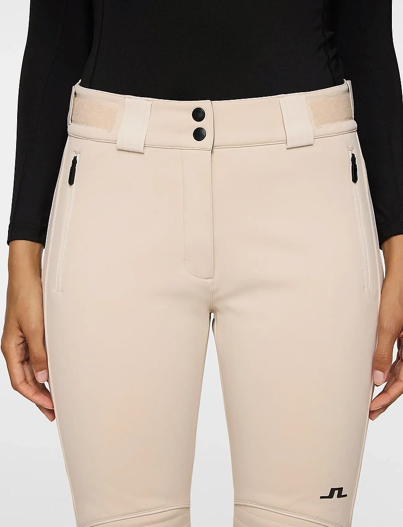 J. Lindeberg - W Stanford Softshell Ski Pant - ski-kleidung - moonbeam - 5