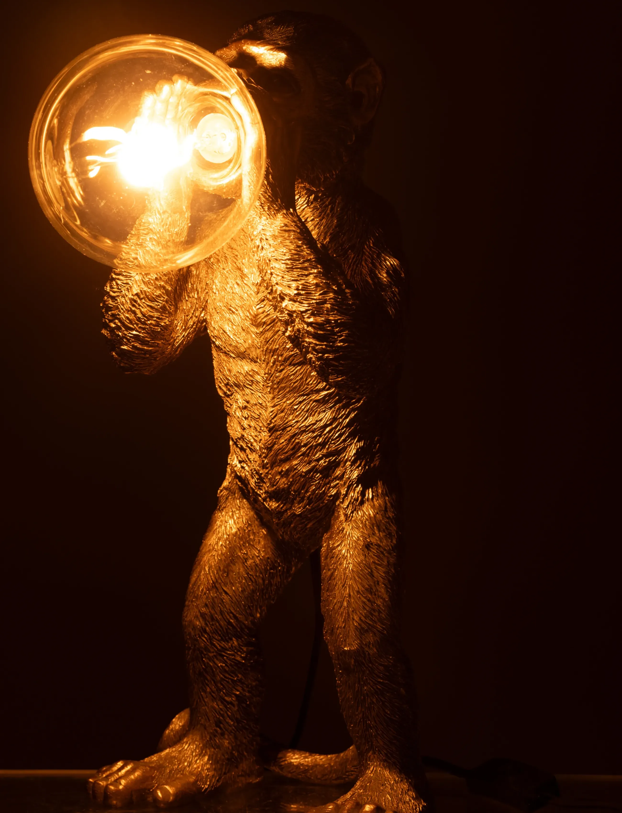 J-Line - TABLE LAMP MONKEY POLYRESIN GOLD - pöytävalaisimet - gold - 3