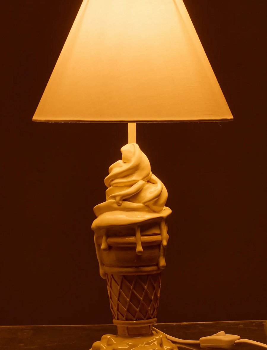 J-Line - LAMP ICE CREAM POLYRESIN YELLOW/BEIGE - tischlampen - white - 3