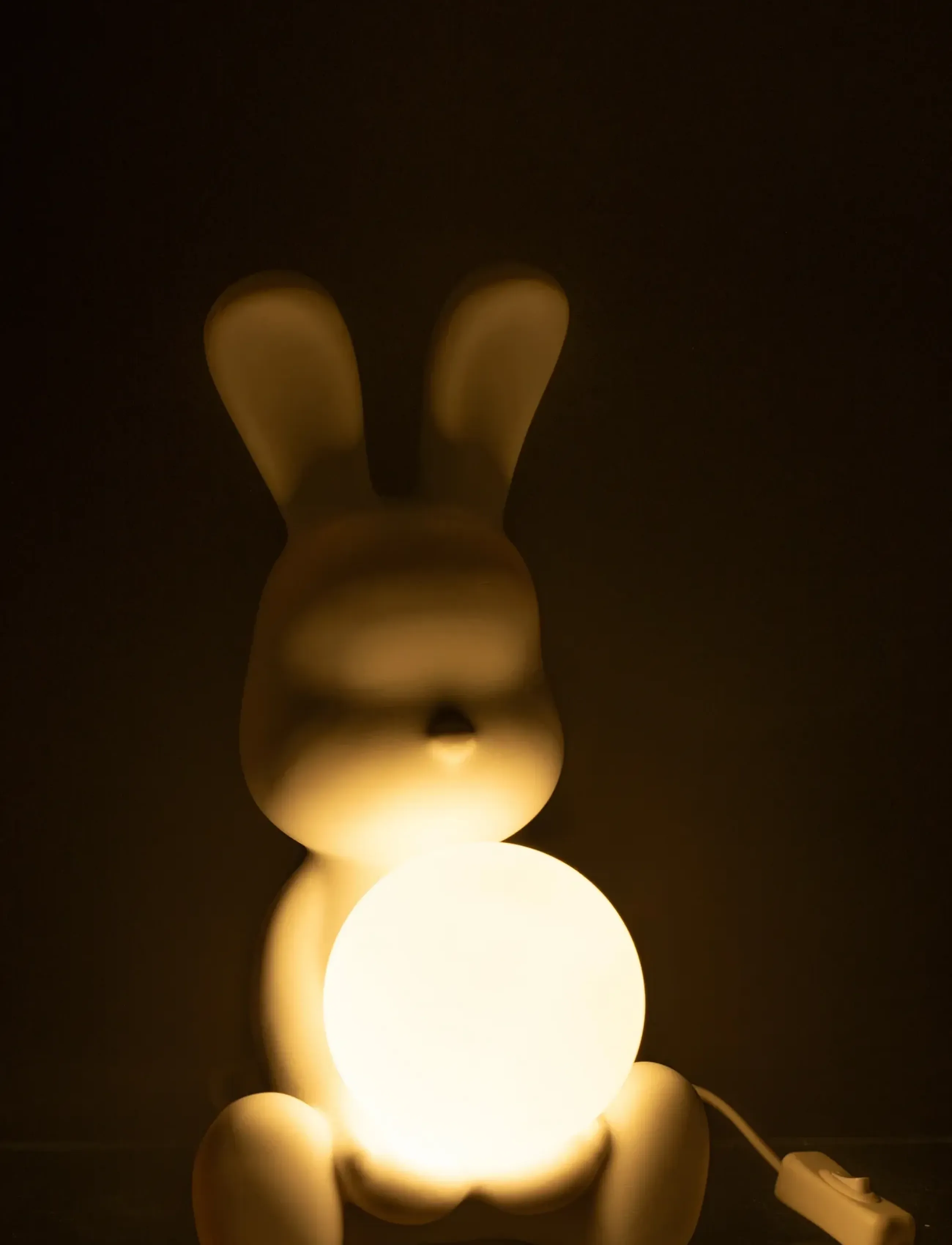 J-Line - TABLE LAMP RABBIT POLYRESIN WHITE - stalinės lempos - white - 3