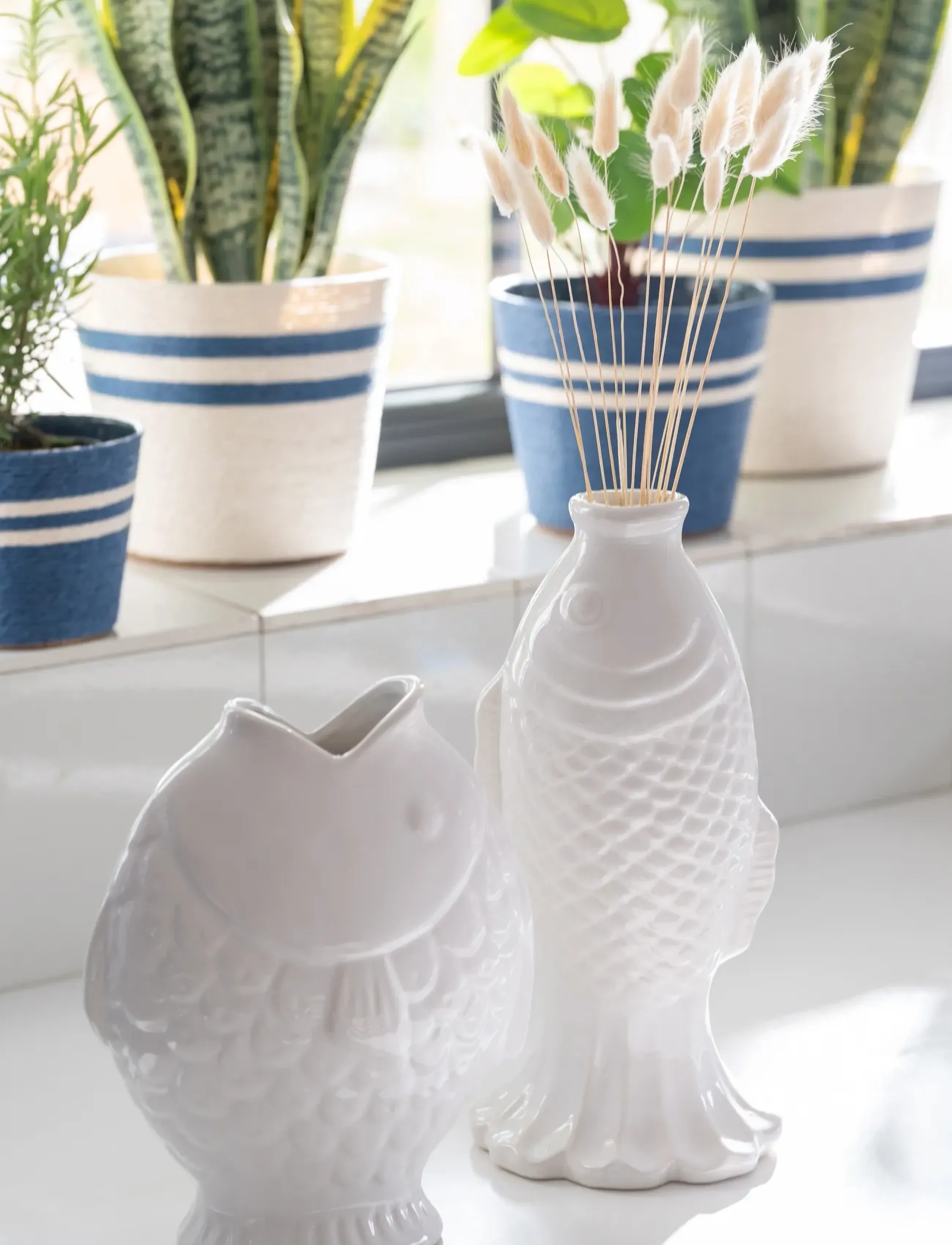 J-Line Vase Fish Wide Stoneware White, H22.8 cm, White, Decorative Accessories-details > Figures & Sculptures, Unisex