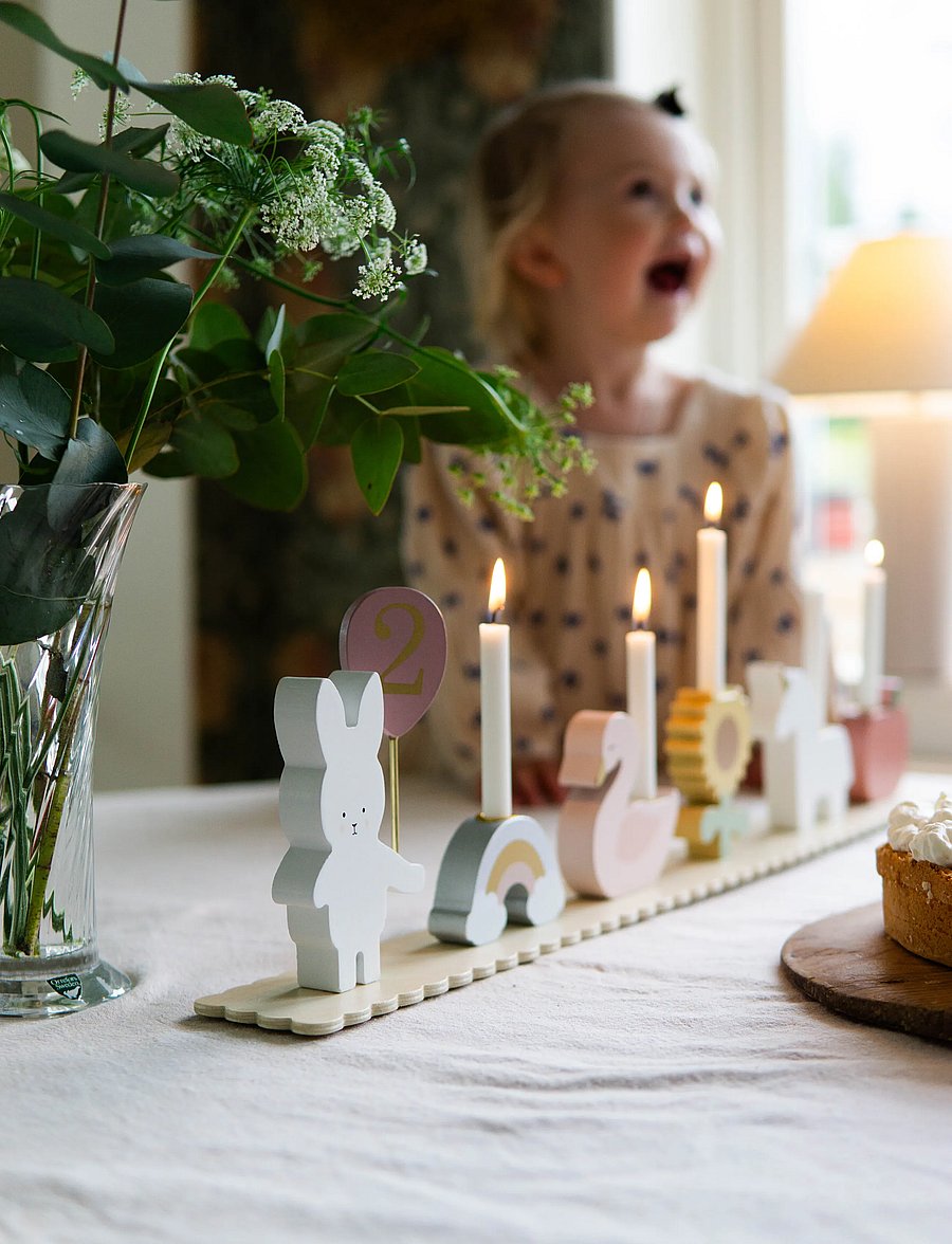 JaBaDaBaDo - Birthday train Bunny with friends - dekorative wohnaccessoires - multi - 0