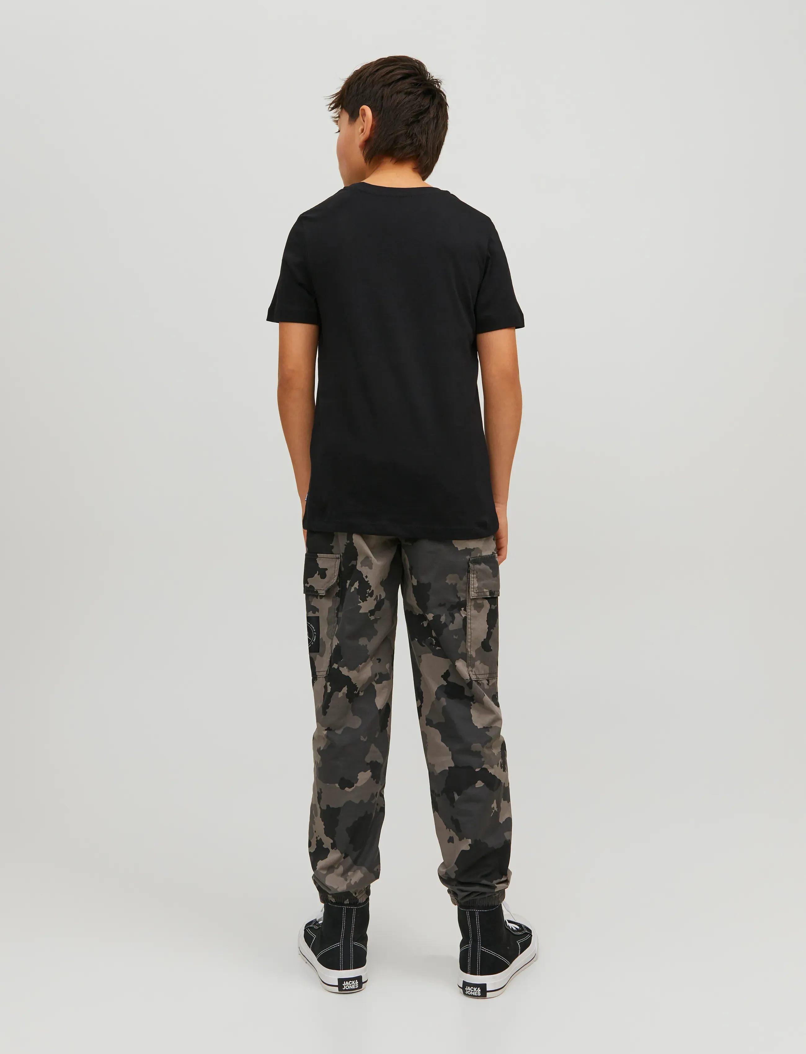 Jack & Jones - JJEORGANIC BASIC TEE SS O-NECK NOOS JNR - lühikeste varrukatega - black - 3