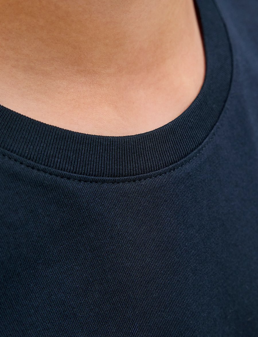 Jack & Jones - JJEORGANIC BASIC TEE SS O-NECK NOOS JNR - kortærmede t-shirts - navy blazer - 5