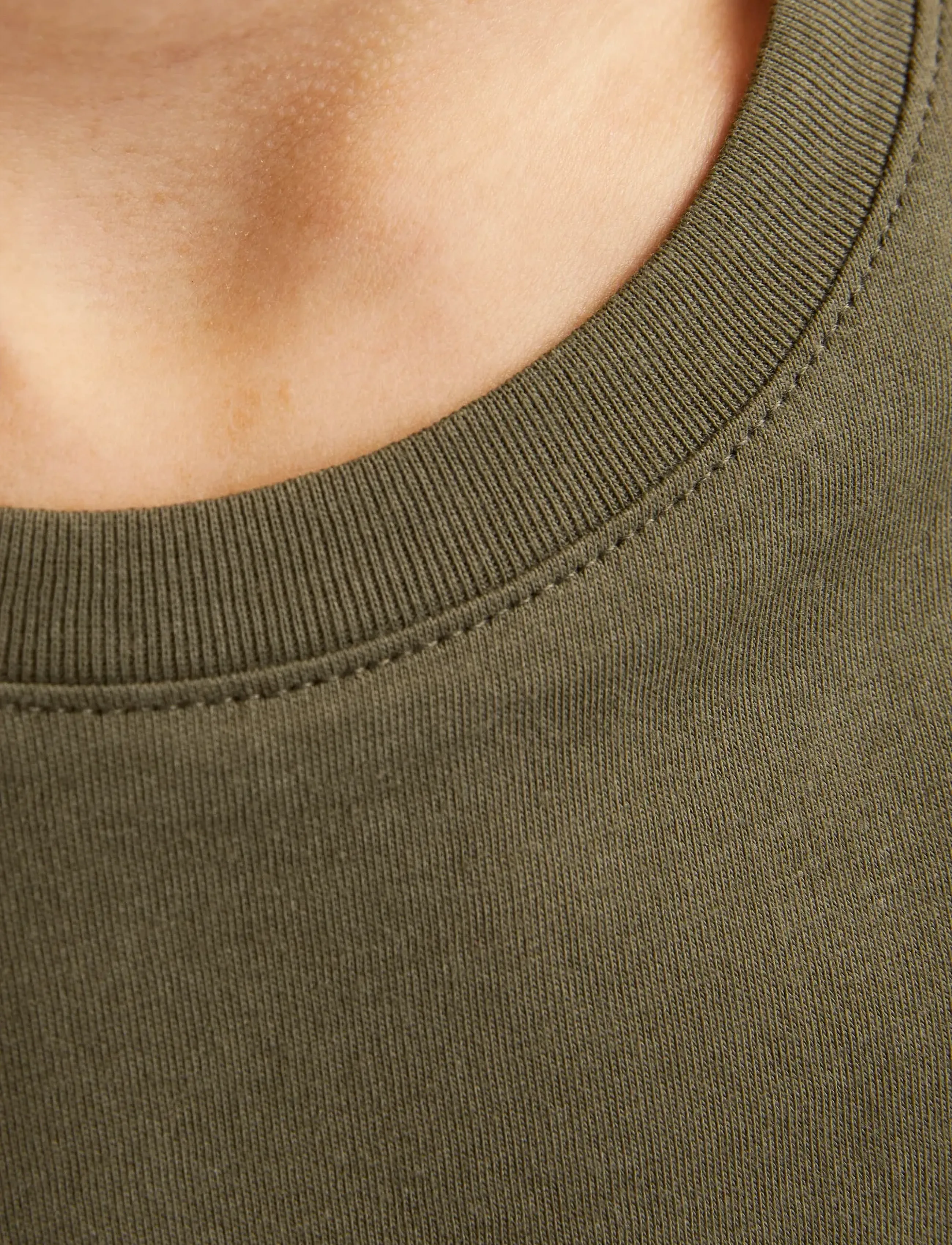 Jack & Jones - JJEORGANIC BASIC TEE SS O-NECK NOOS JNR - lühikeste varrukatega t-särgid - olive night - 5