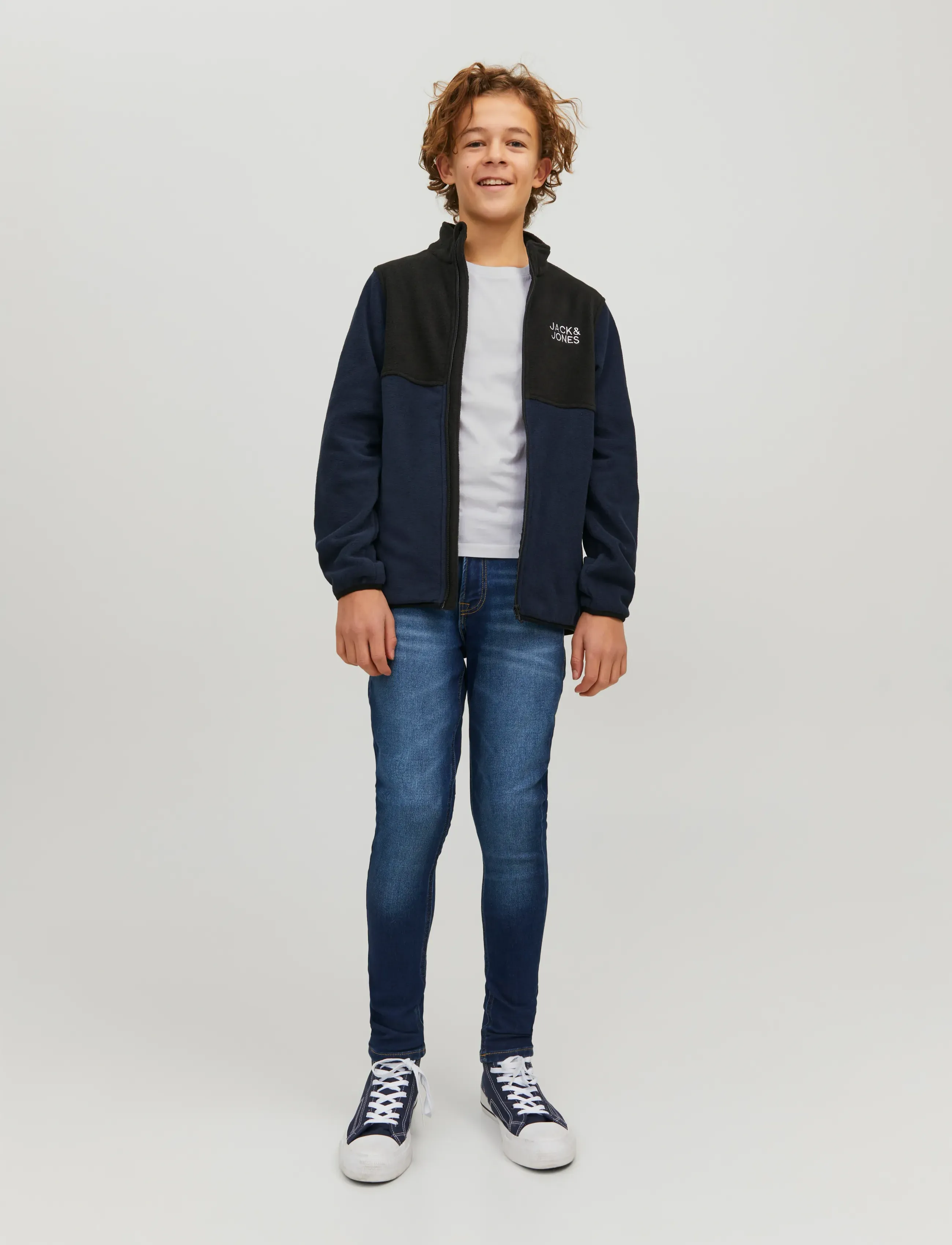 Jack & Jones - JJEORGANIC BASIC TEE SS O-NECK NOOS JNR - kortærmede t-shirts - white - 4