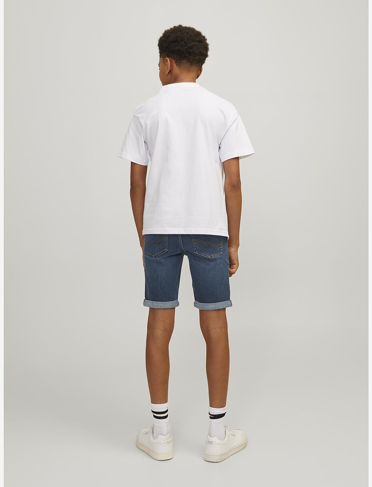 Jack & Jones - JJIRICK JJORIGINAL SHORTS MF 550 SN JNR - lühikesed teksapüksid - blue denim - 2