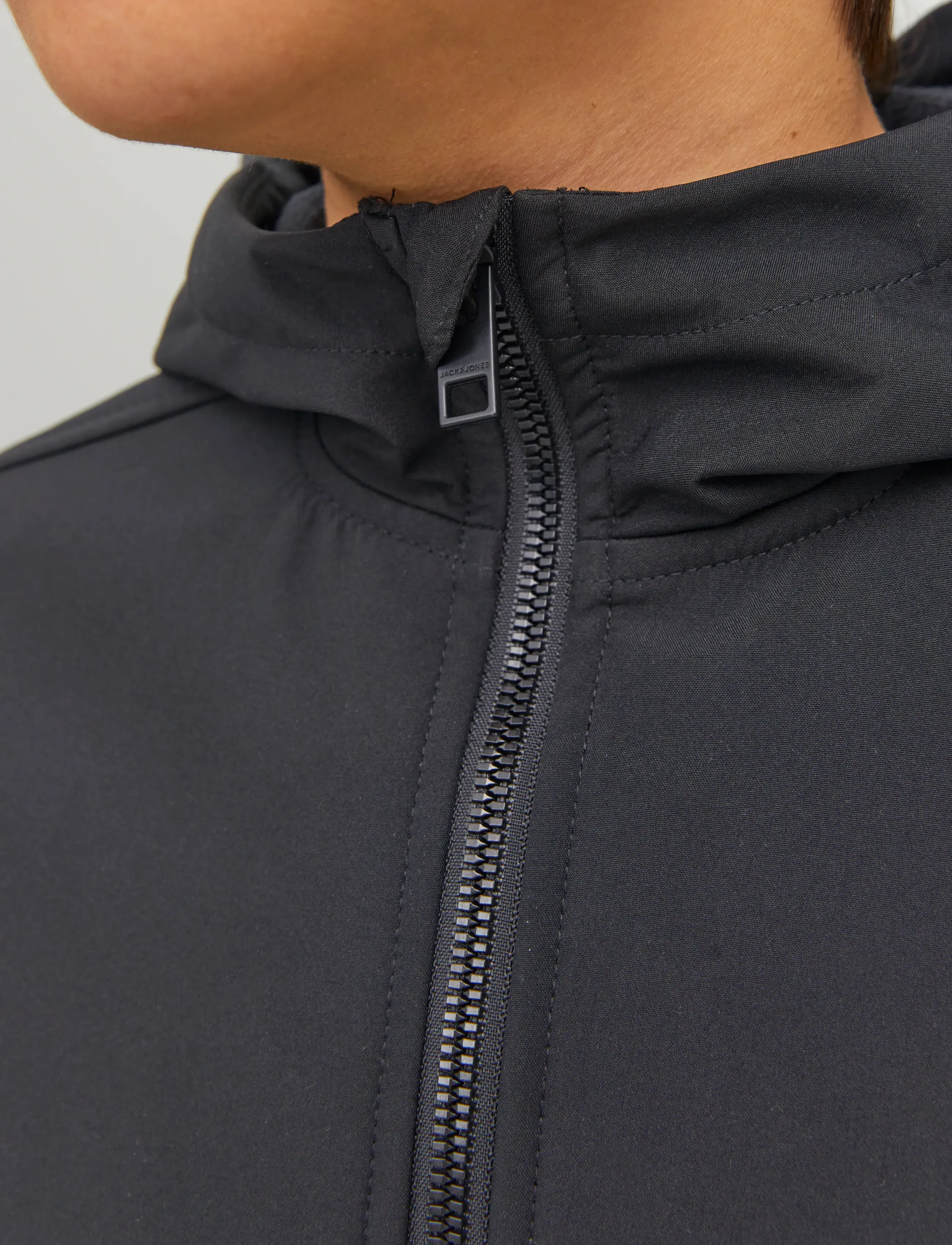 Jack & Jones - JJEBASIC SOFTSHELL HOOD NOOS JNR - softshell jackets - black - 4