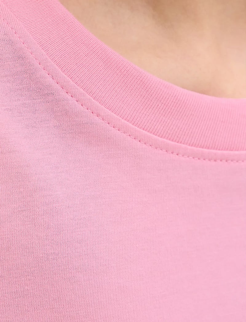 Jack & Jones - JJESTAR JJ TEE SS NOOS JNR - stutterma bolir - prism pink - 4