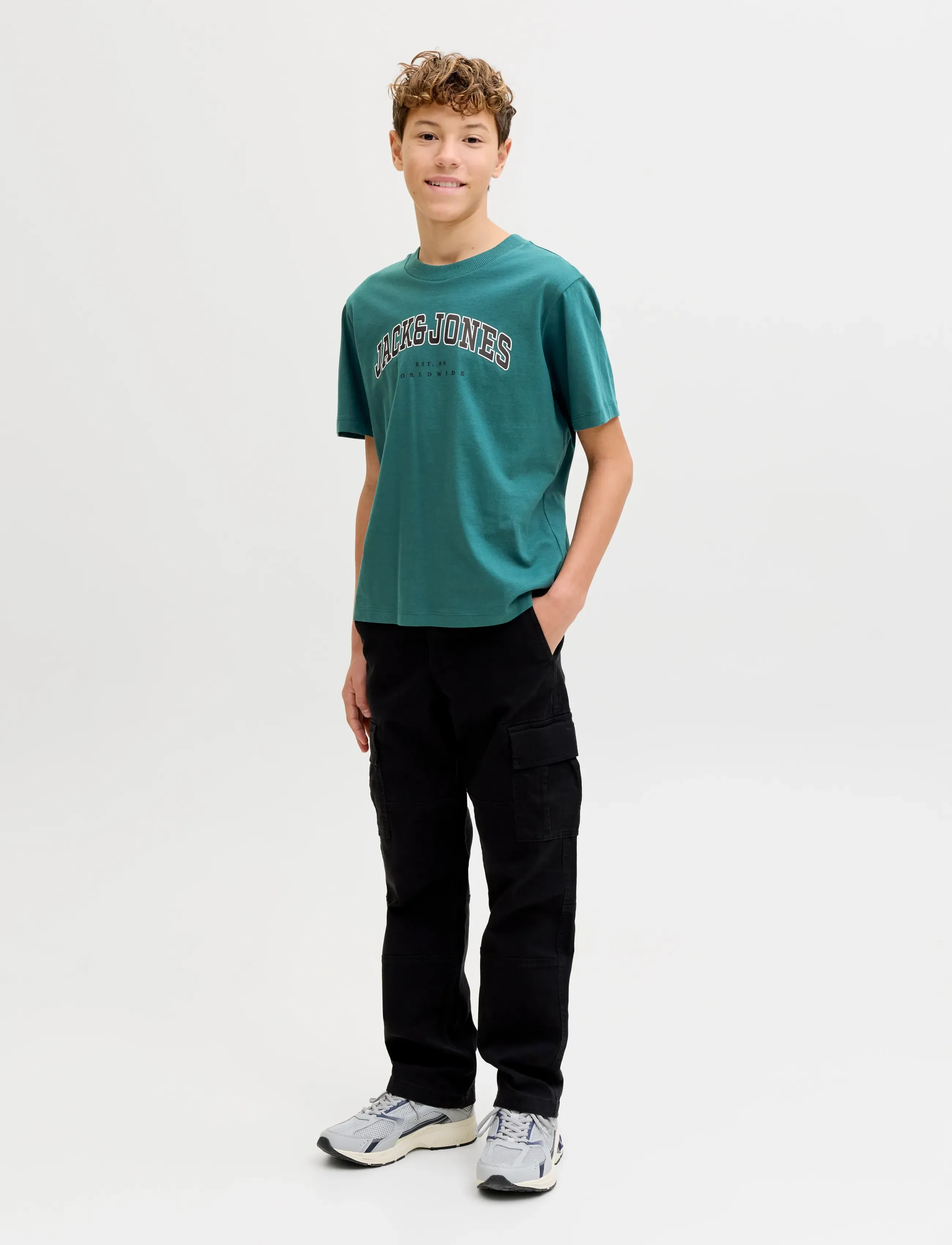 Jack & Jones - JJECALEB VARSITY TEE SS O-NECK NOOS JNR - kortærmede t-shirts - atlantic deep - 3