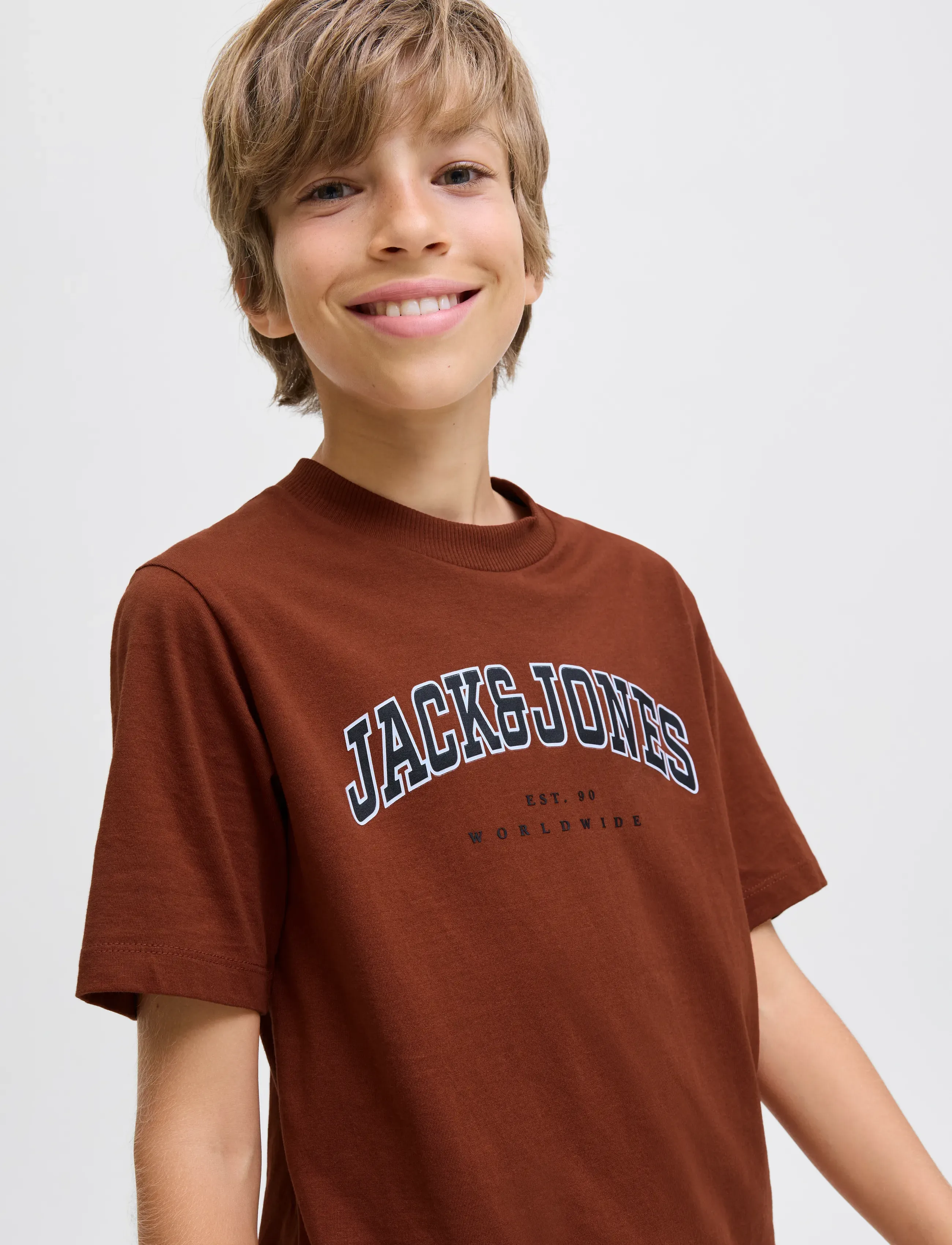 Jack & Jones - JJECALEB VARSITY TEE SS O-NECK NOOS JNR - kortærmede t-shirts - burnt henna - 4
