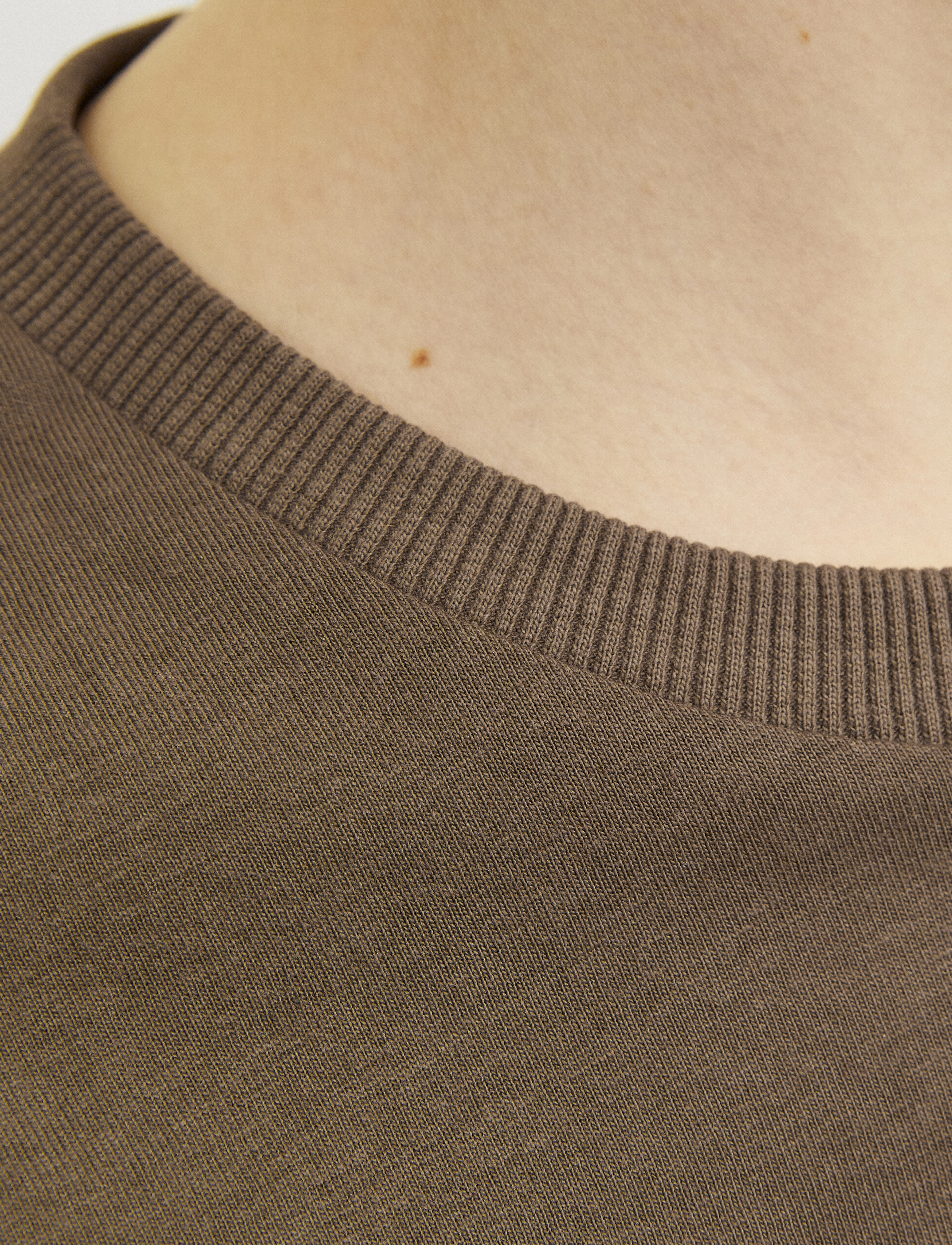 Jack & Jones - JJECALEB VARSITY TEE SS O-NECK NOOS JNR - kortærmede t-shirts - canteen - 3