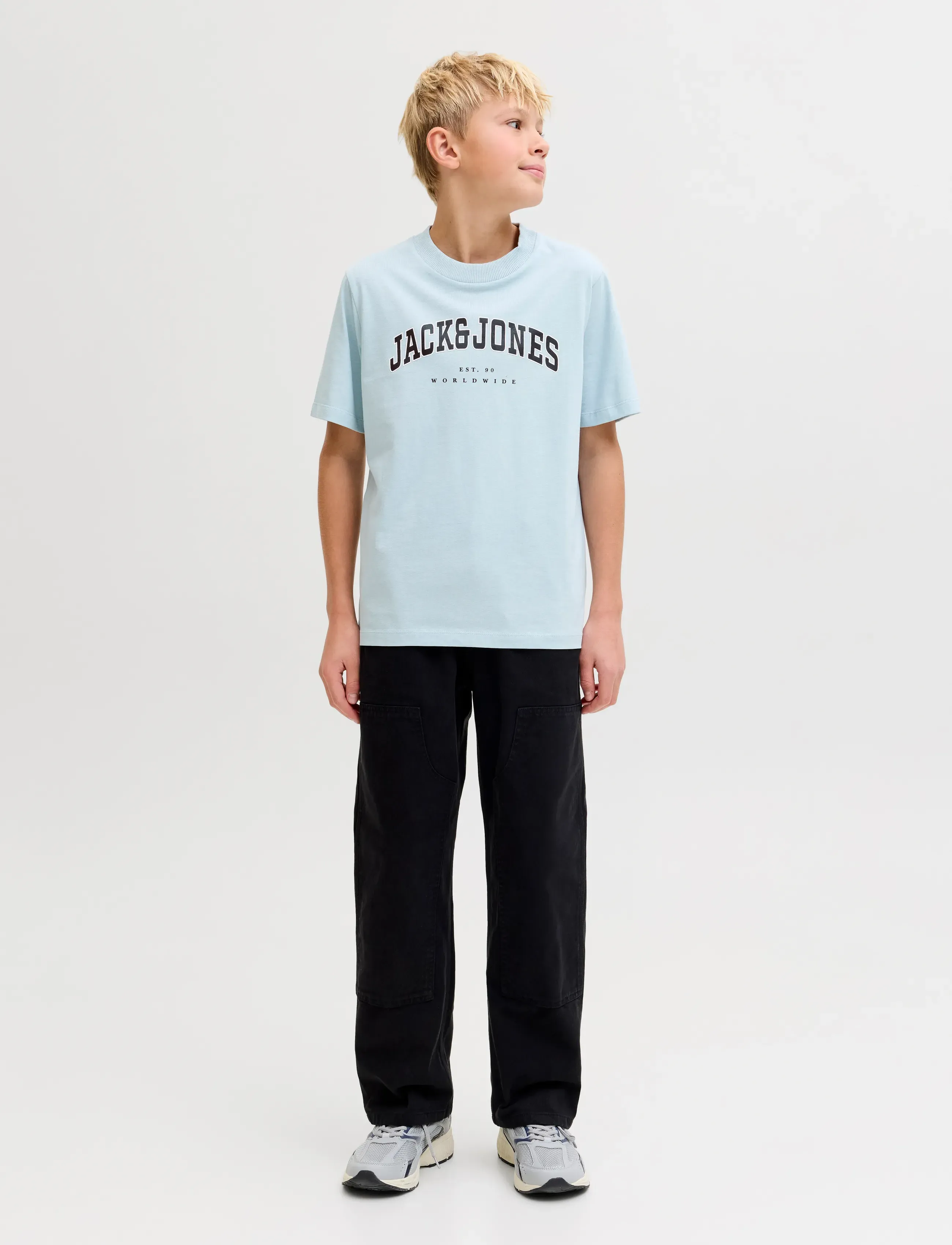 Jack & Jones - JJECALEB VARSITY TEE SS O-NECK NOOS JNR - kortærmede t-shirts - celestial blue - 4