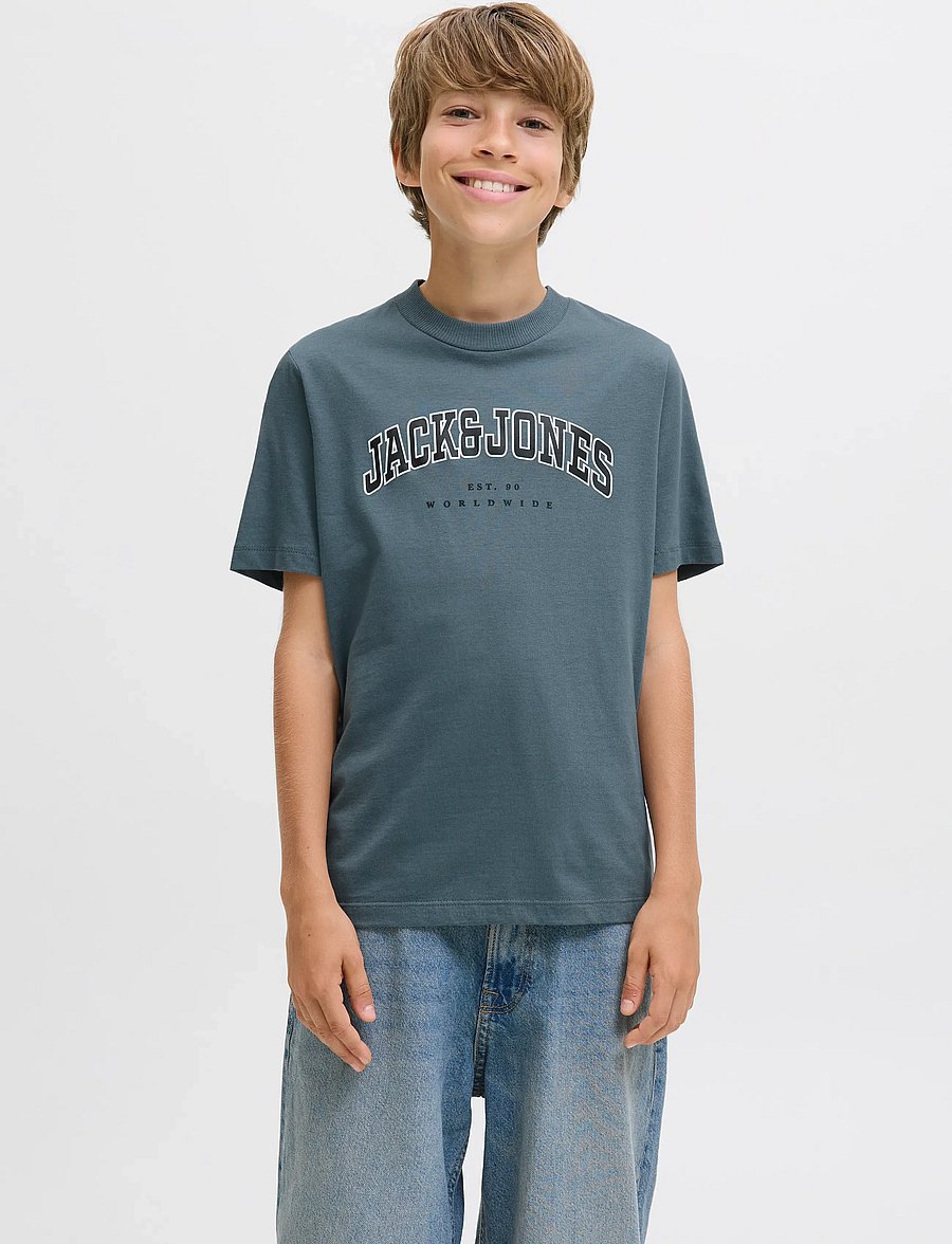 Jack & Jones - JJECALEB VARSITY TEE SS O-NECK NOOS JNR - kurzärmelige - stormy weather - 0