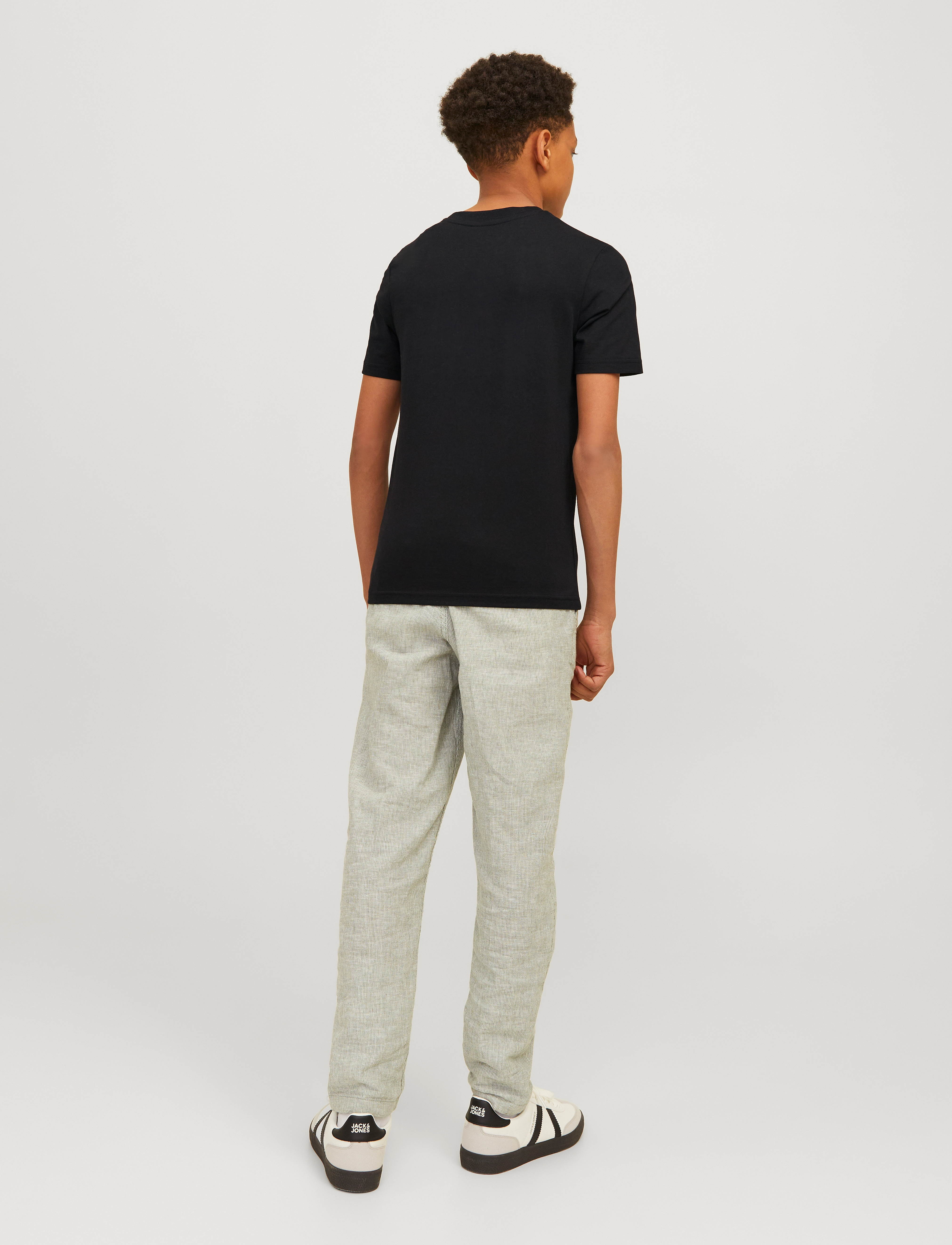 Jack & Jones - JCOMOUNTAIN LOGO TEE SS CREW NECK SN JNR - black - 2