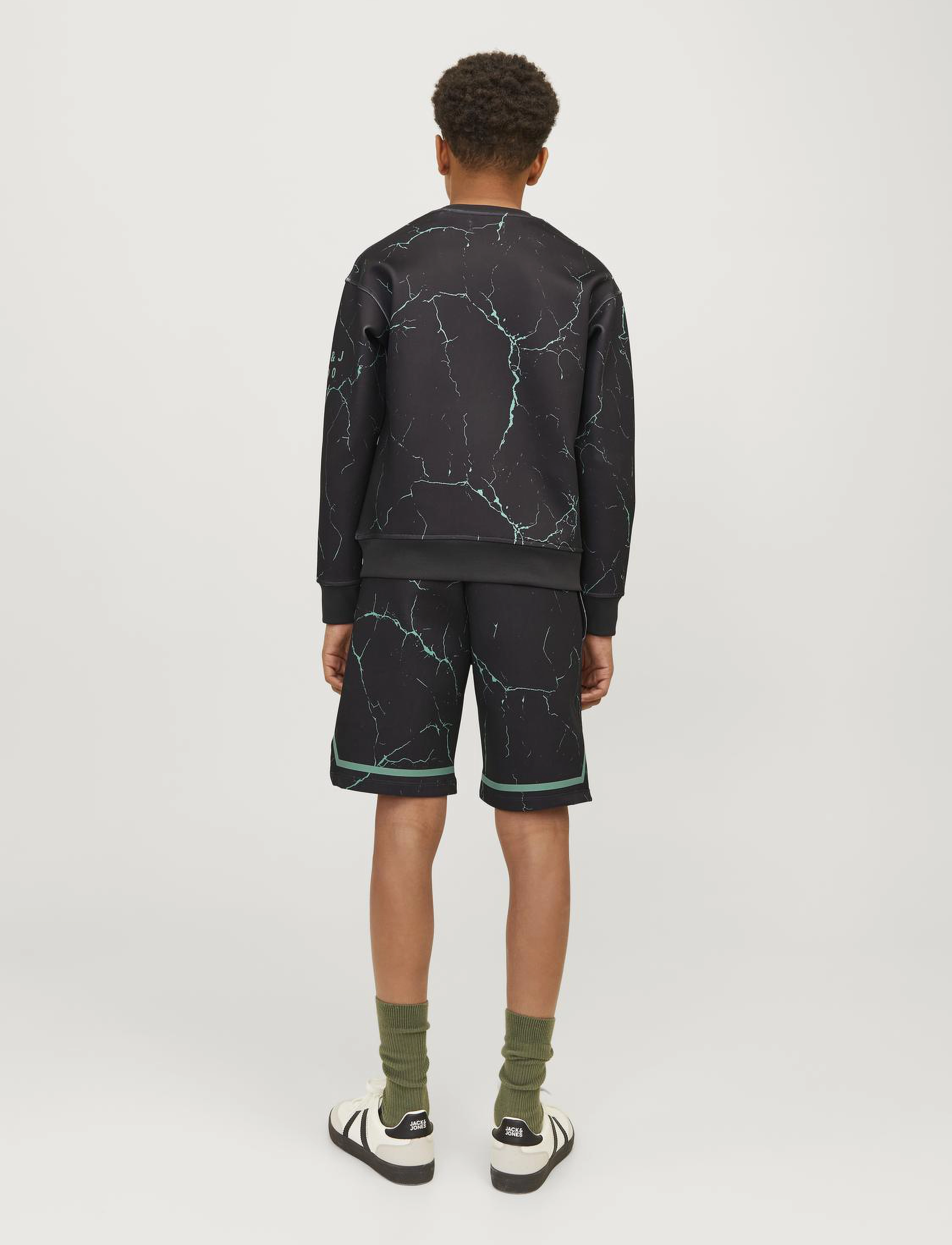 Jack & Jones - JJKEY SPORTY LOOSE AOP SWEAT CREW LN JNR - black - 2