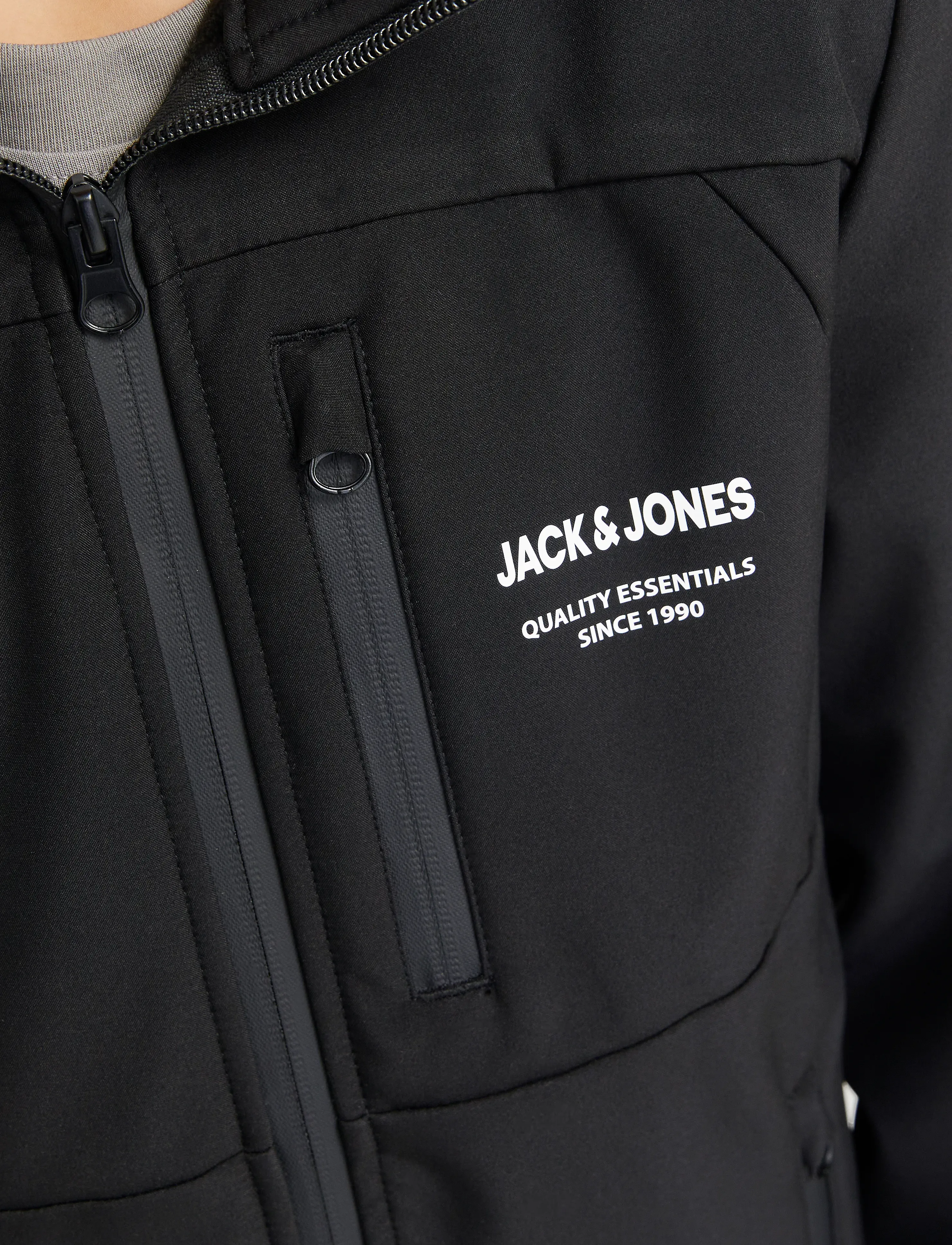 Jack & Jones - JJETHEO SOFTSHELL JACKET NOOS JNR - sügisjakid - black - 5