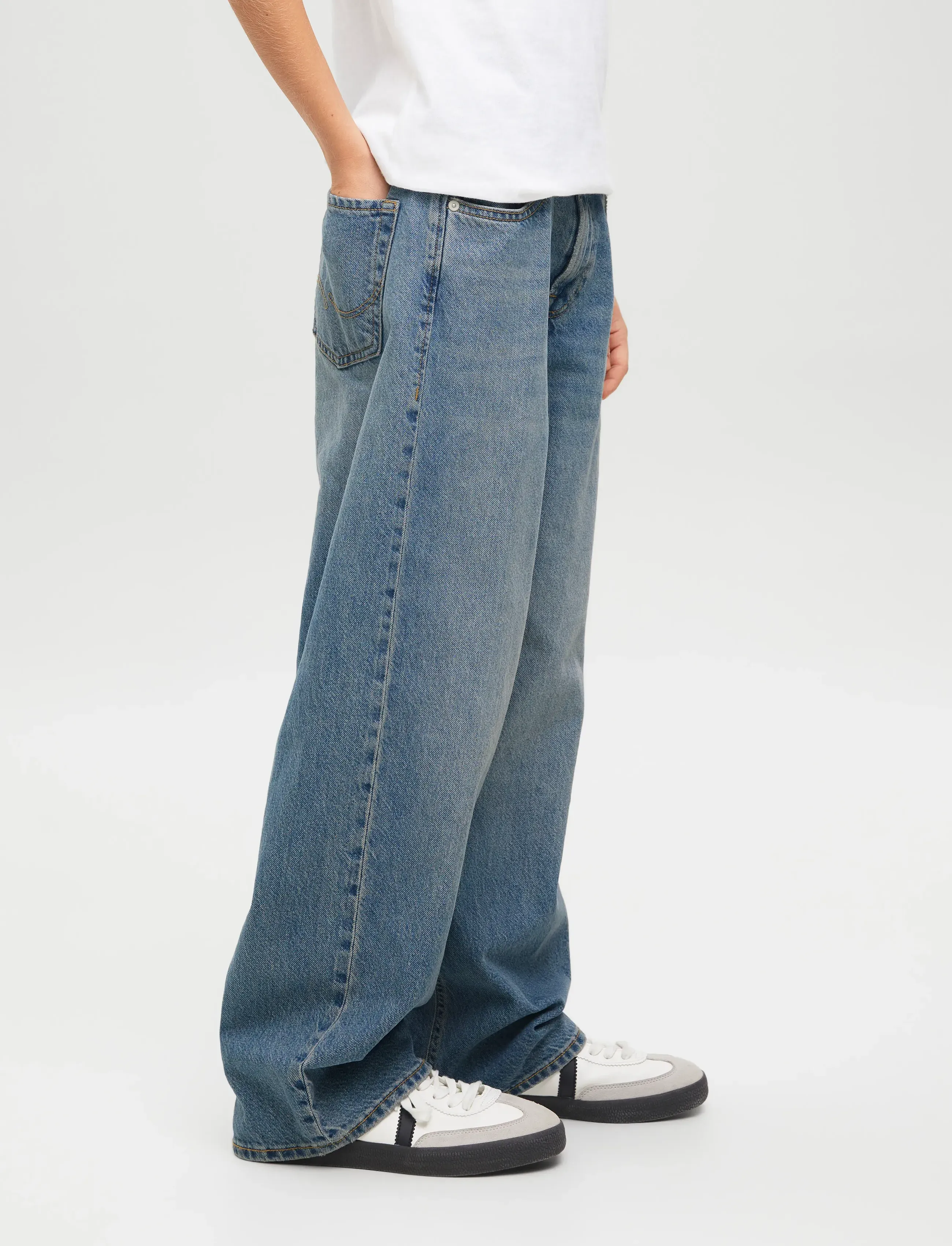 Jack & Jones - JJIRON JJORIGINAL SQ 203 NOOS JNR - alt laienevad teksad - blue denim - 5