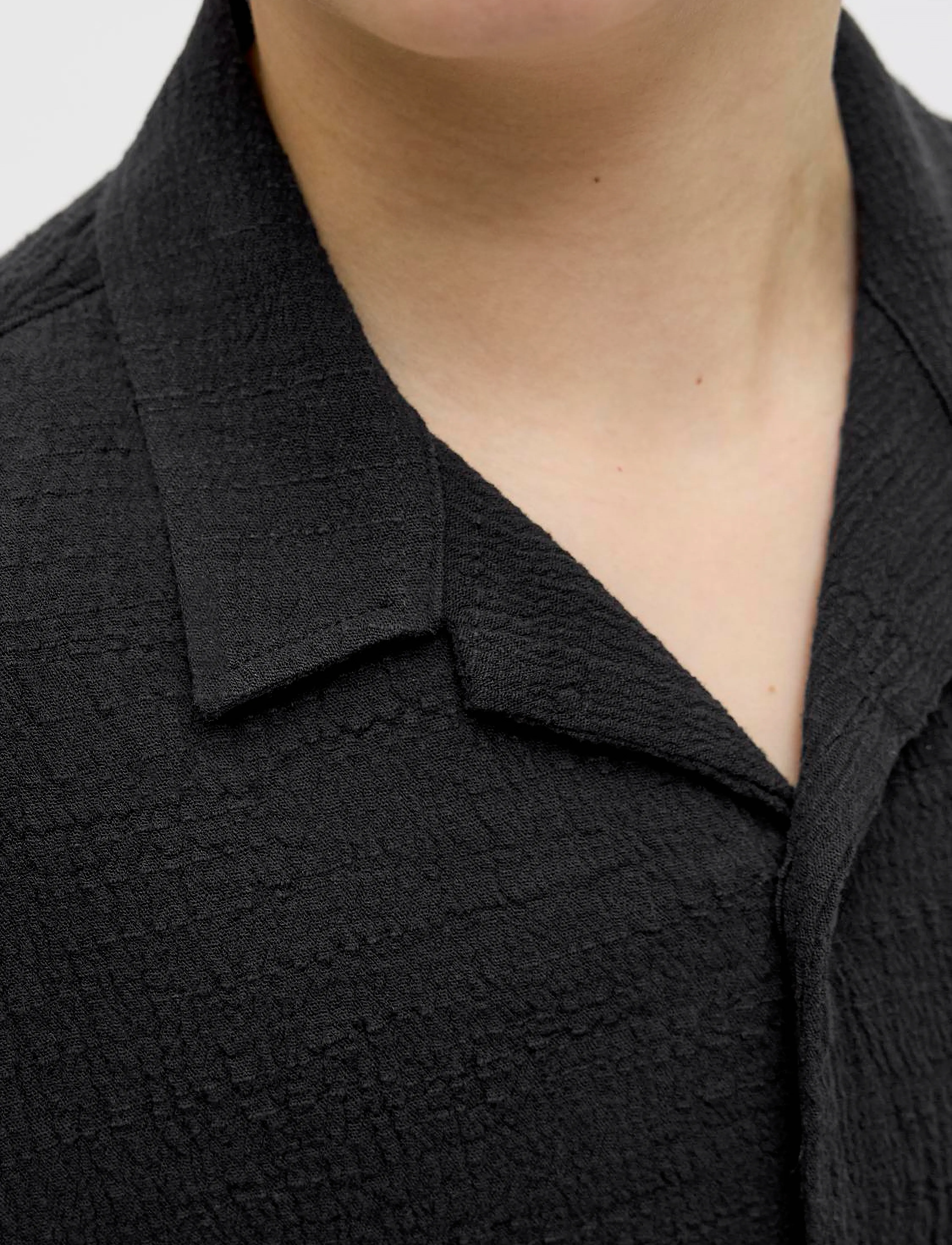 Jack & Jones - JORLUKE CRINKLE SHIRT SS JNR - kortærmede skjorter - black - 3