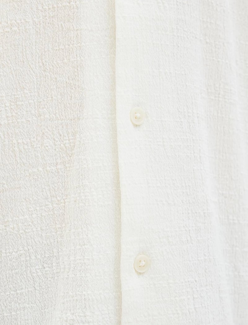 Jack & Jones - JORLUKE CRINKLE SHIRT SS JNR - kortärmade skjortor - cloud dancer - 3