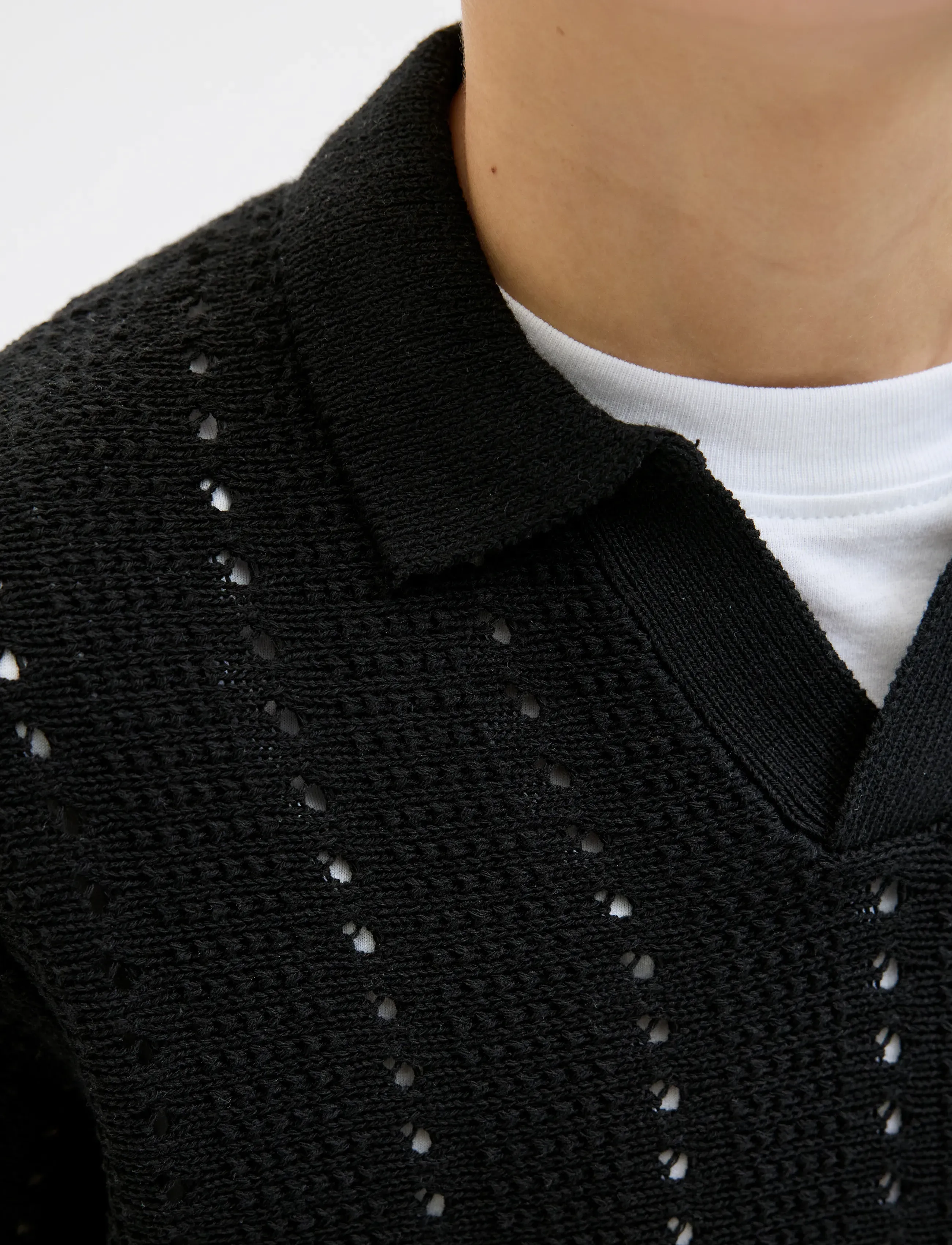 Jack & Jones - JORPAROS KNIT EASTER SS CROCHET POLO JNR - kortærmede poloer - black - 3