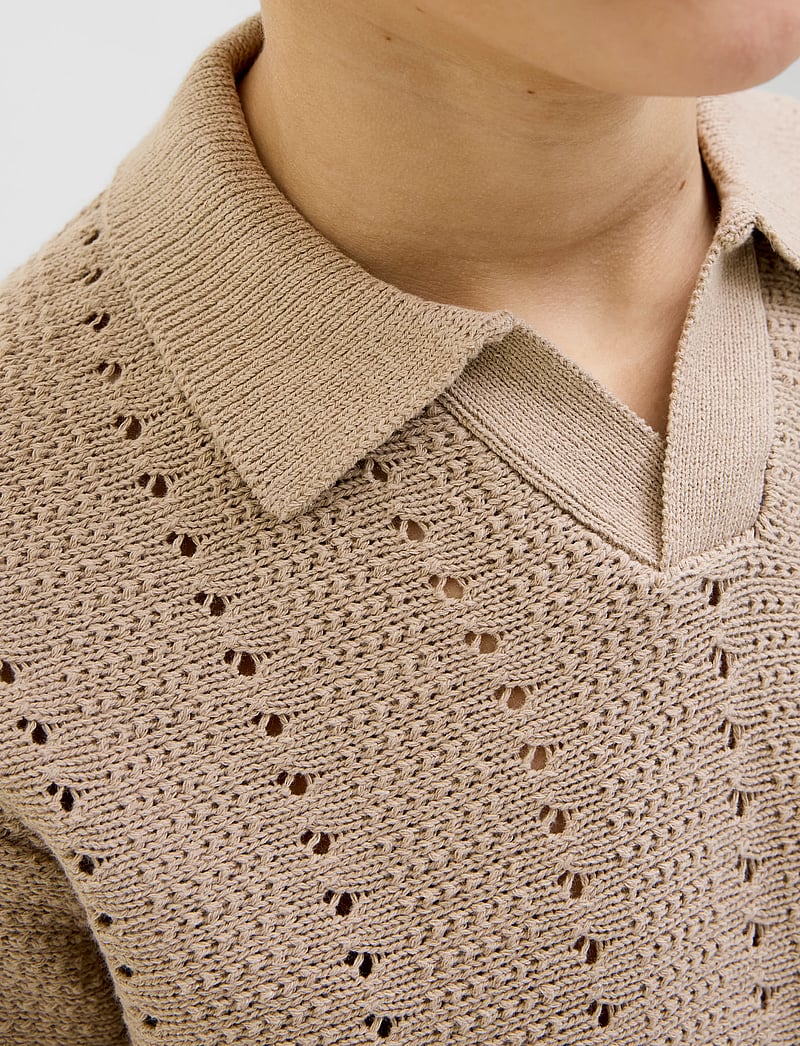 Jack & Jones - JORPAROS KNIT EASTER SS CROCHET POLO JNR - kurzärmelig - safari - 4