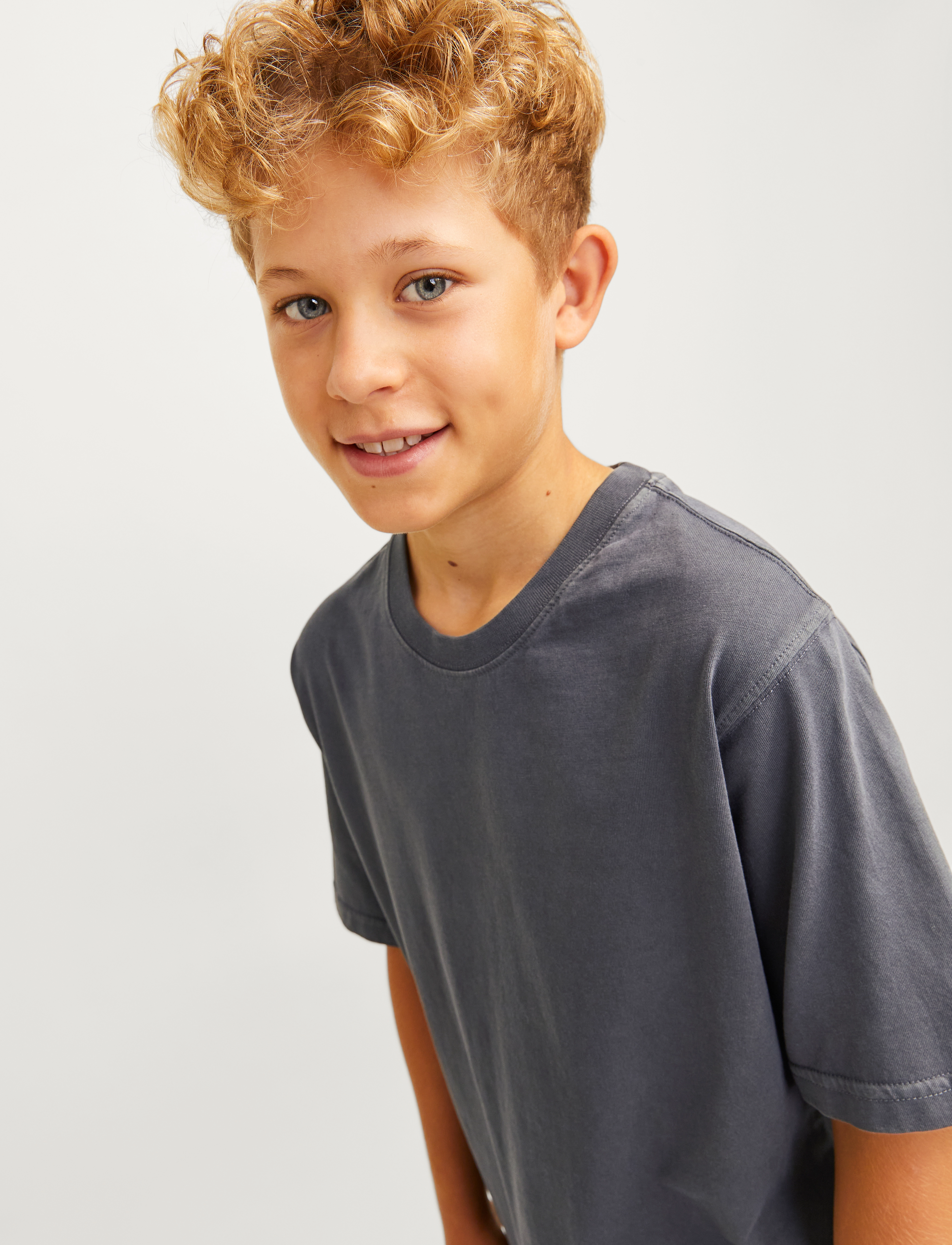 Jack & Jones - JJECHARGE FADED TEE O-NECK SN JNR - castlerock - 5