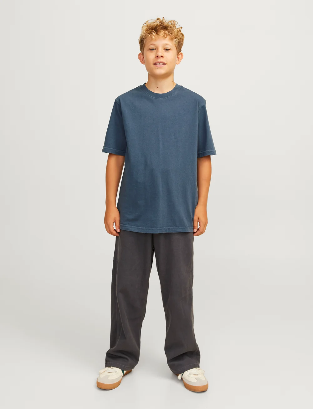 Jack & Jones - JJECHARGE FADED TEE O-NECK SN JNR - lühikeste varrukatega t-särgid - mood indigo - 4