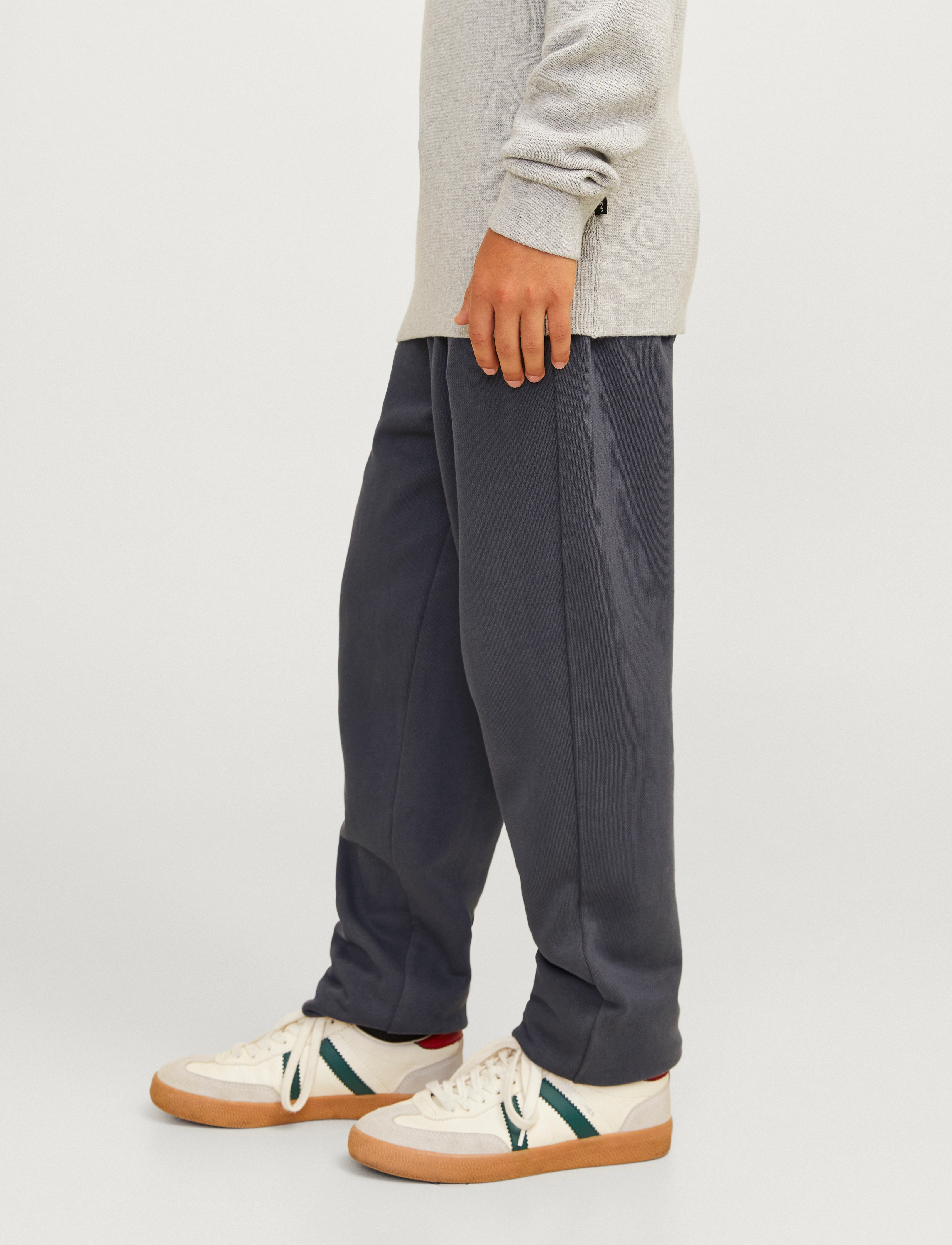 Jack & Jones - JPSTKARL JJCHARGE FADED SWEAT PANT JNR - castlerock - 4