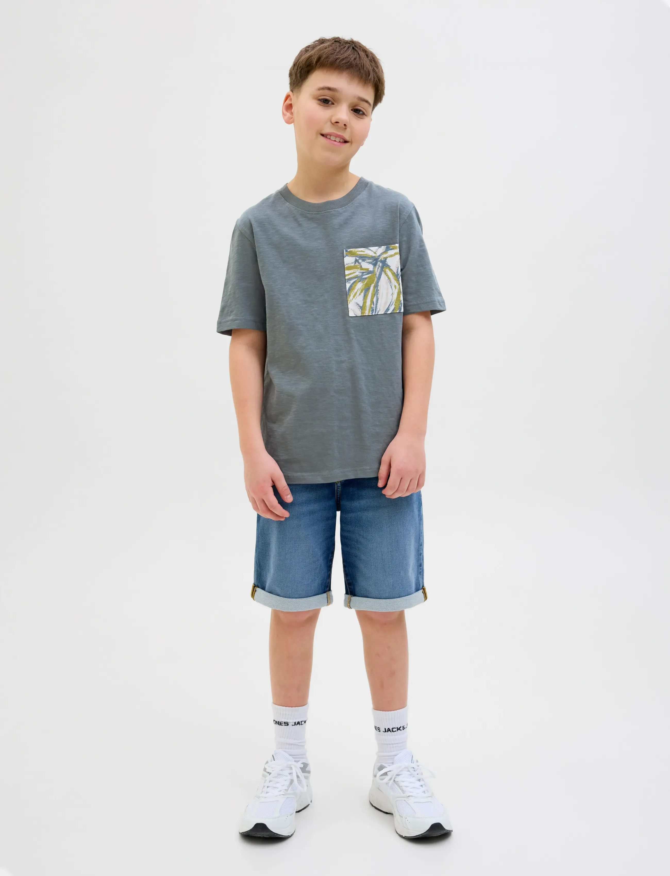 Jack & Jones - JORSPLIT AOP POCKET TEE SS CREW NE JNR - kurzärmelige - stormy weather - 3