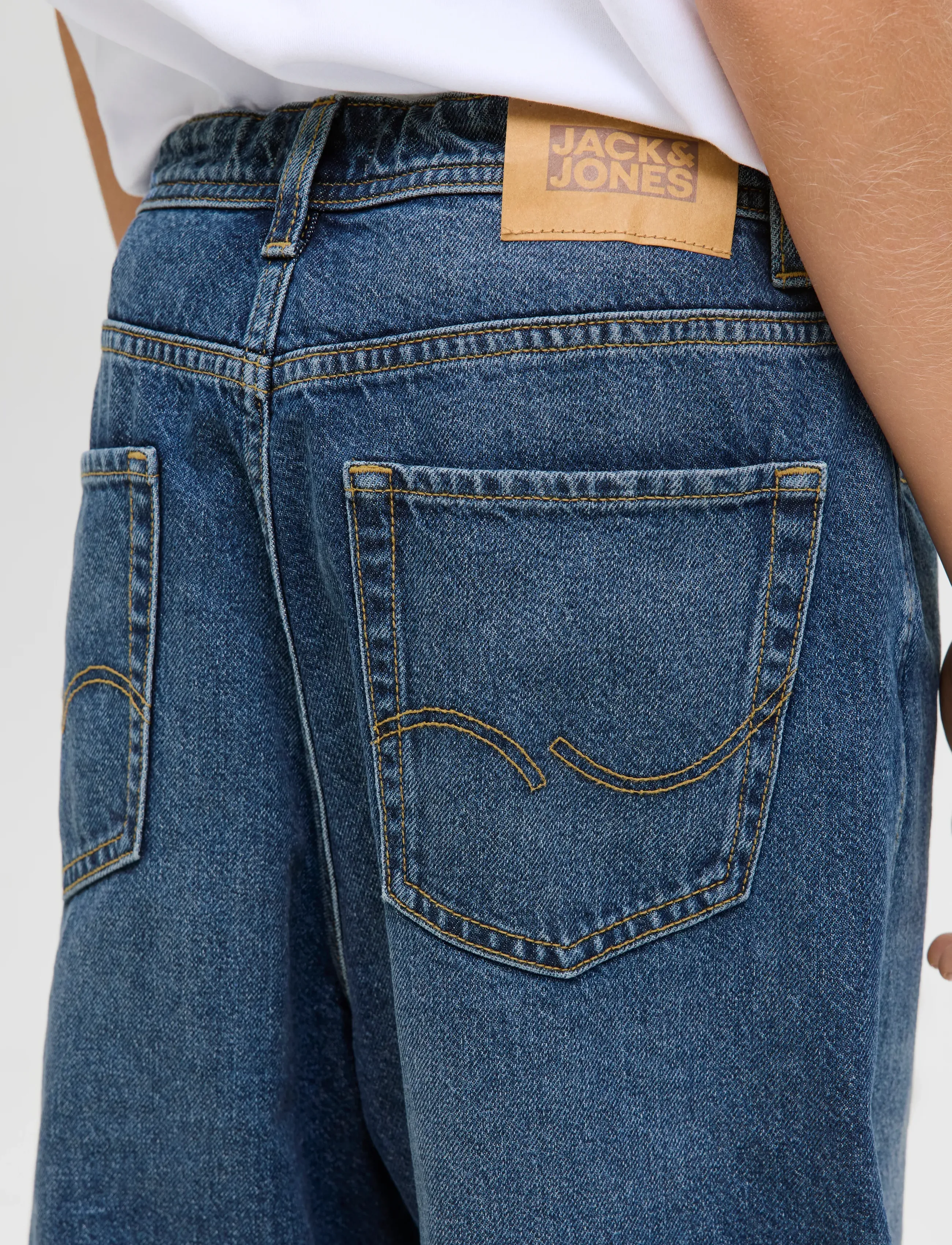 Jack & Jones - JJIRON JJORIGINAL SQ 207 SN JNR - džinsi ar platiem galiem - blue denim - 4