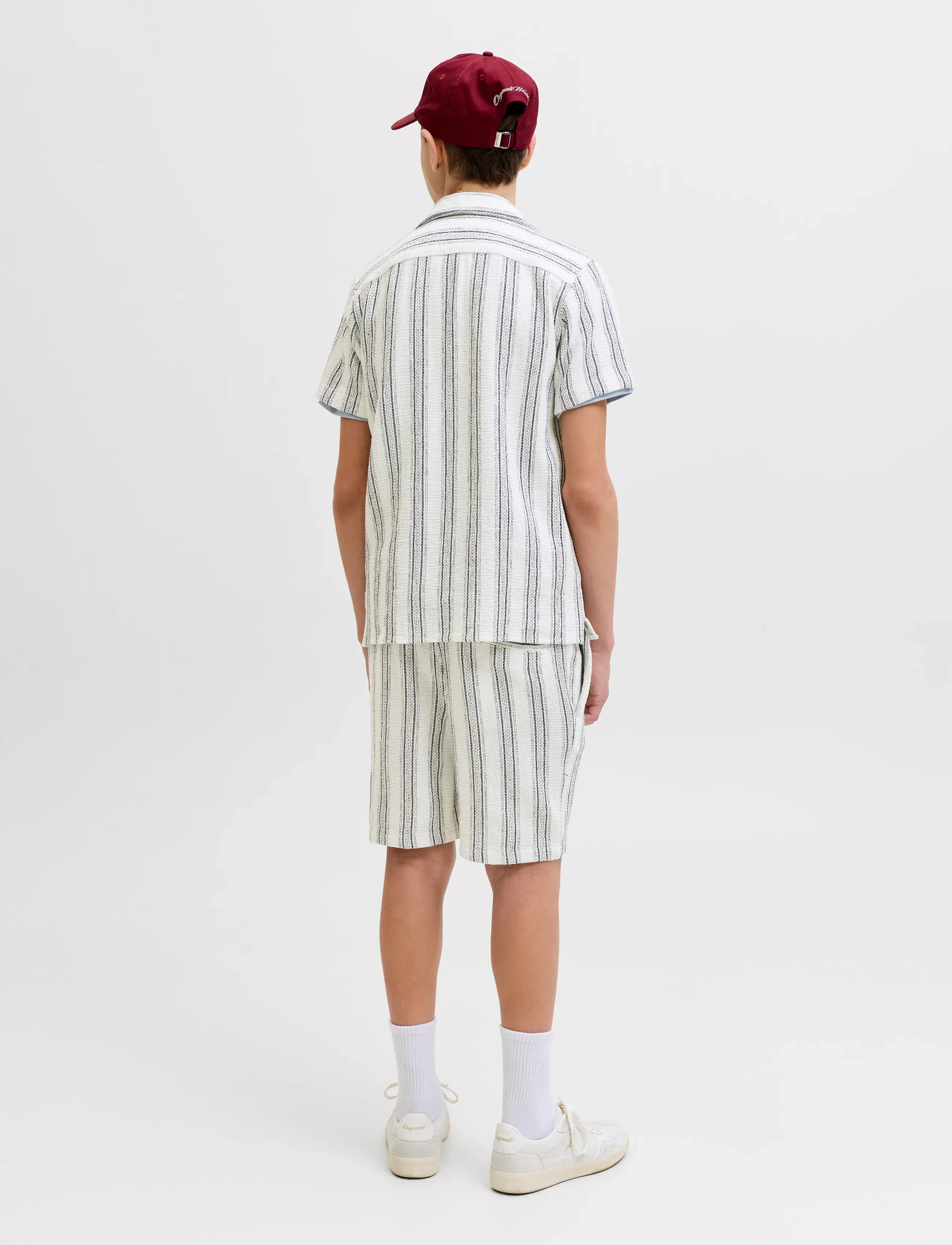 Jack & Jones - JJECOBA STRIPE RESORT SHIRT SS SN JNR - kortærmede skjorter - cloud dancer - 2