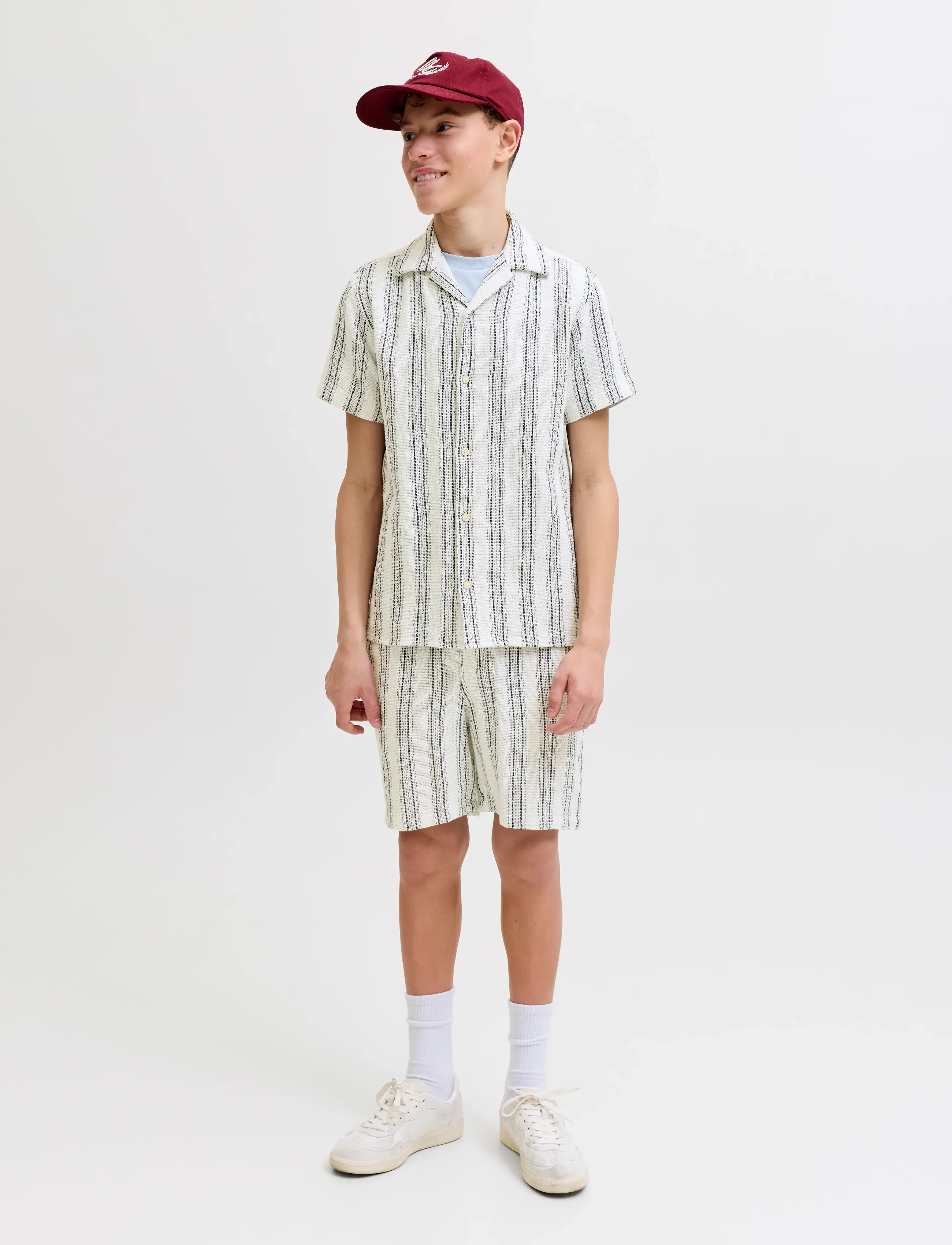 Jack & Jones - JJECOBA STRIPE RESORT SHIRT SS SN JNR - kortærmede skjorter - cloud dancer - 3