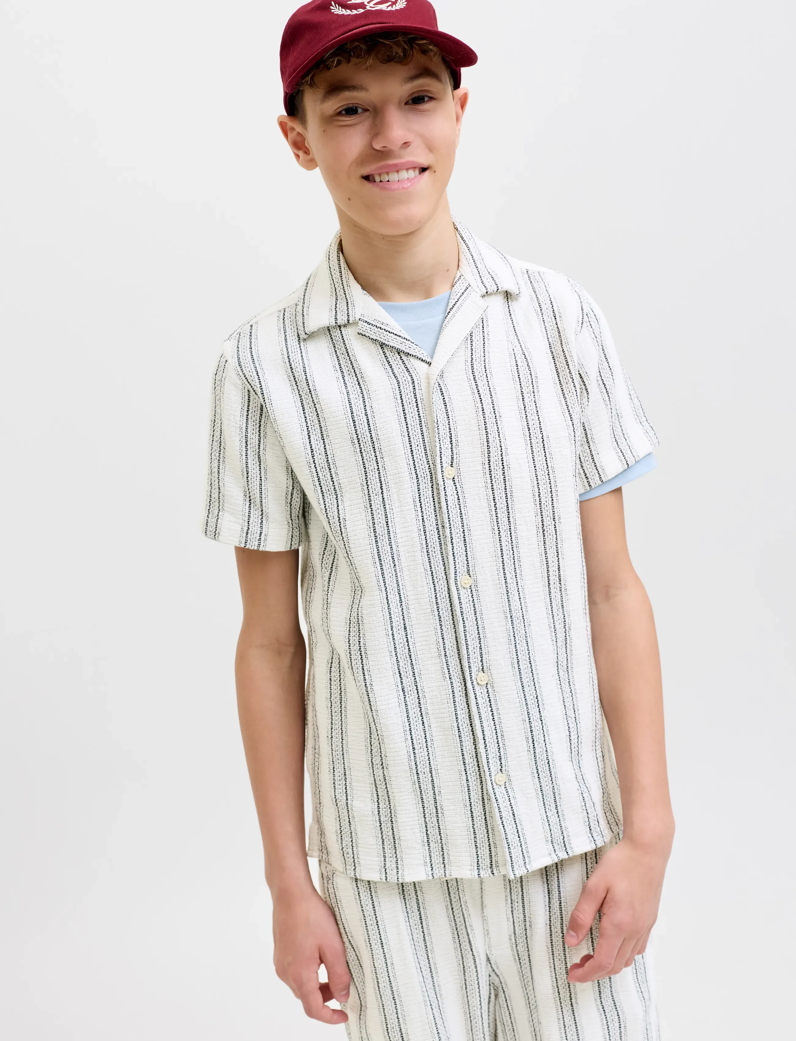 Jack & Jones - JJECOBA STRIPE RESORT SHIRT SS SN JNR - kortærmede skjorter - cloud dancer - 5