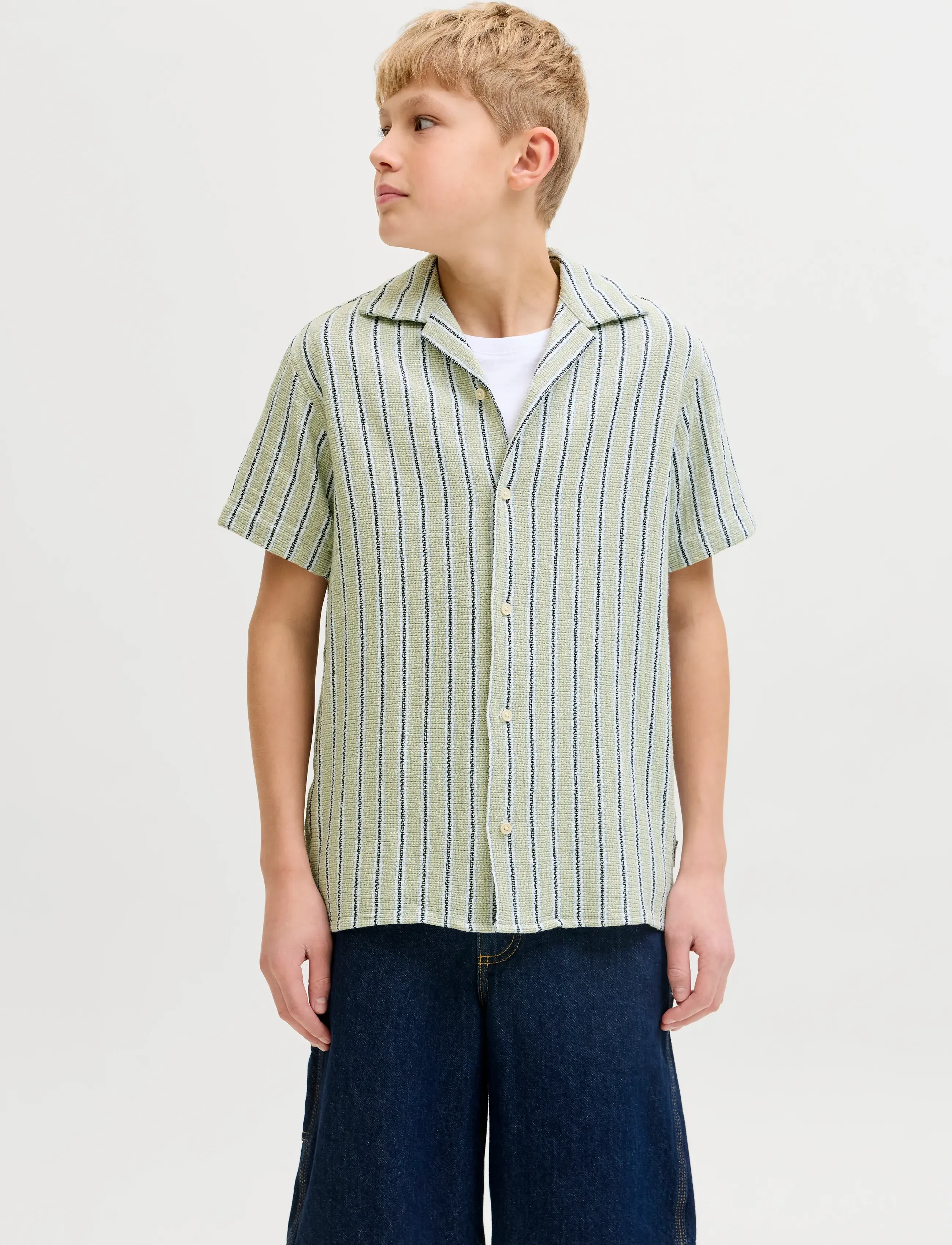 Jack & Jones JJECOBA STRIPE RESORT SHIRT SS SN JNR - Skjorter - TEA / beige