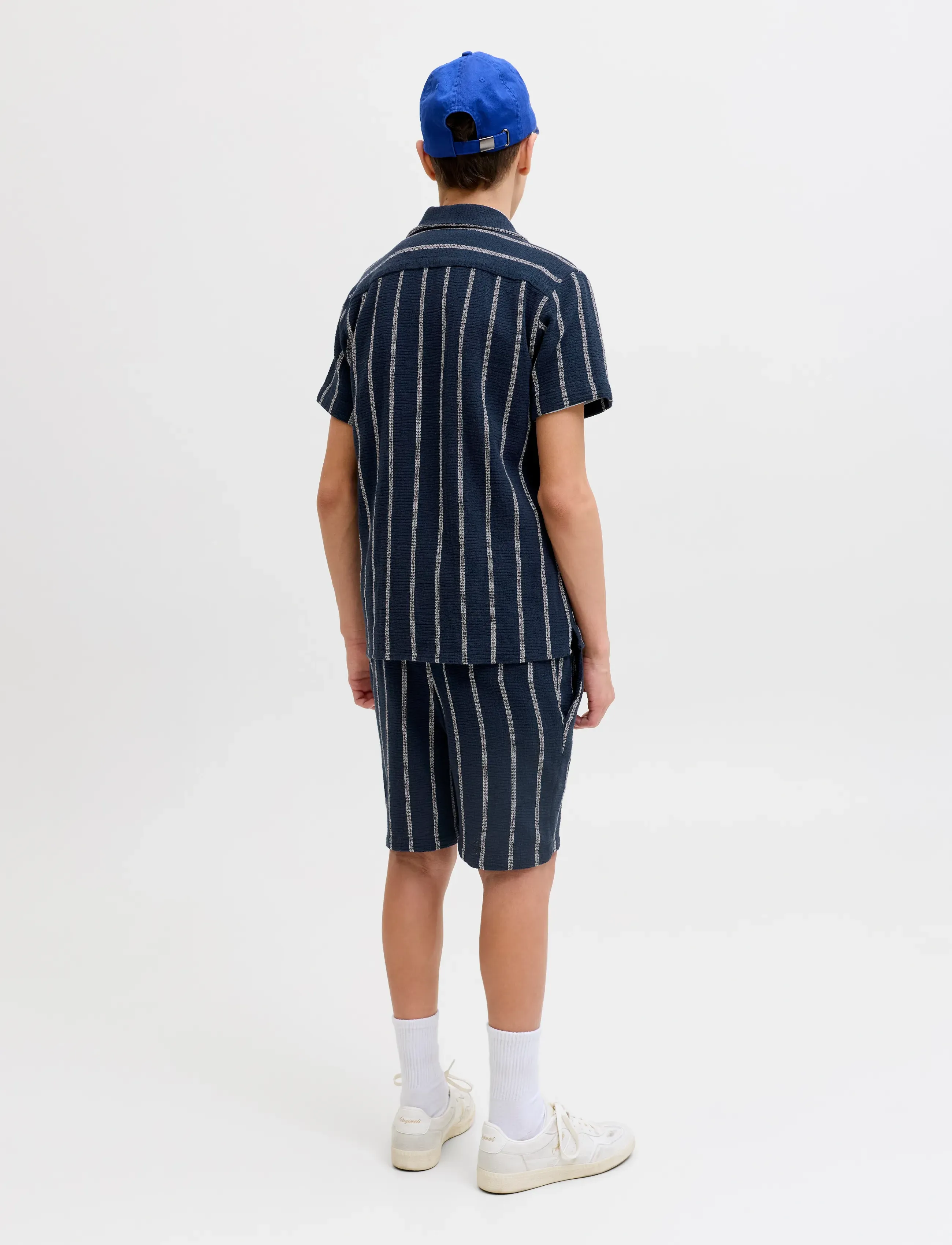 Jack & Jones - JPSTJAIDEN COBA STRIPE JOG SHORT JNR SN - lühikesed vabaajapüksid - sky captain - 3