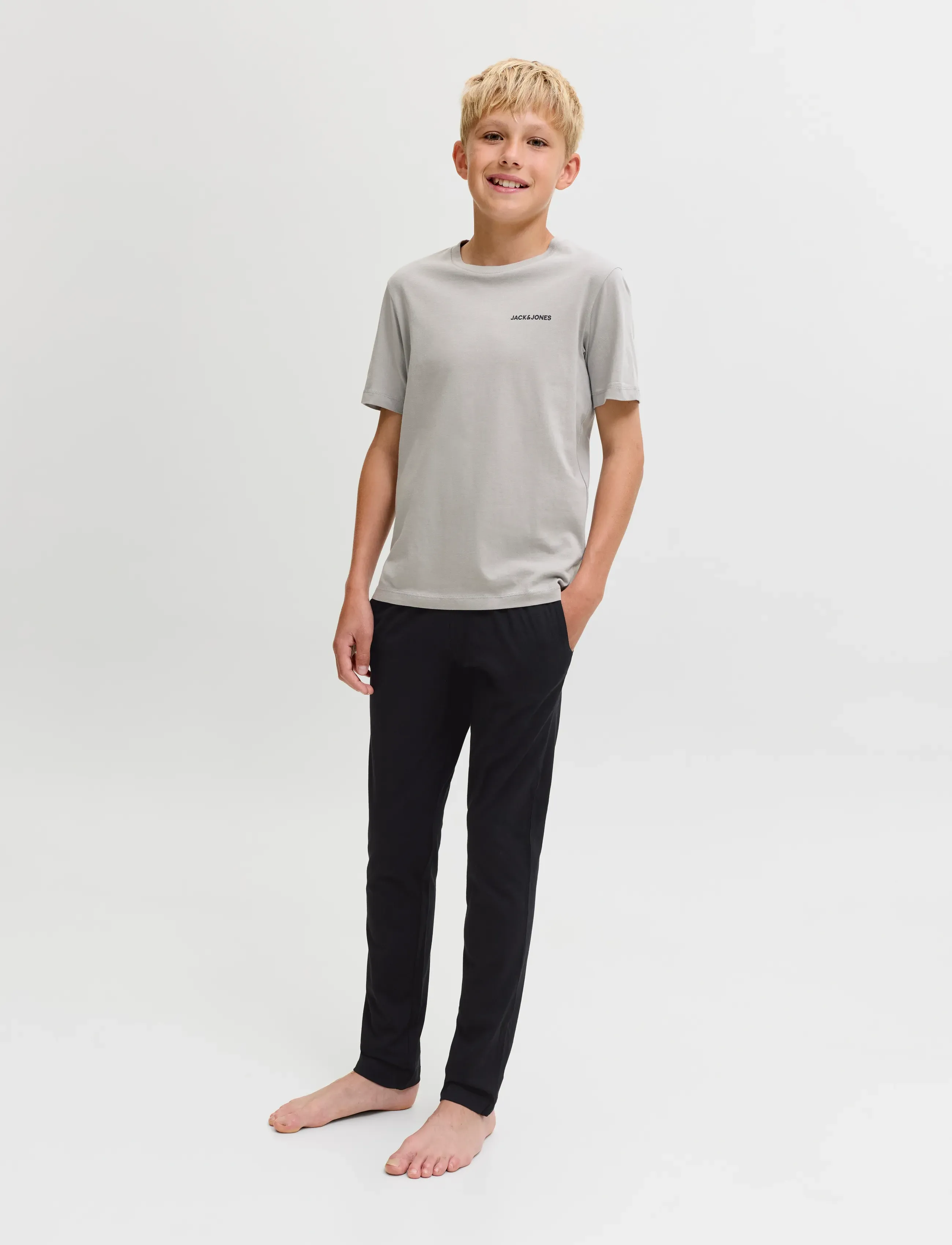 Jack & Jones - JACEVEREST SS TEE AND PANTS SET W JNR - drizzle - 5