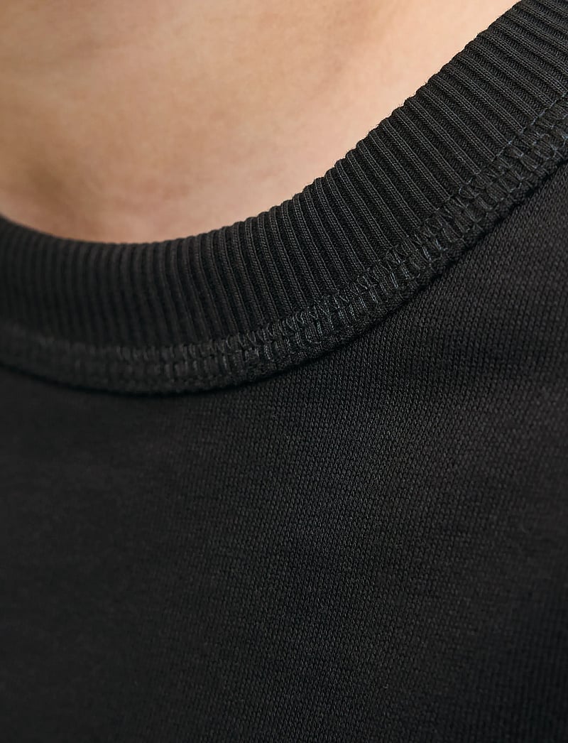 Jack & Jones - JORNORREBRO EMB SWEAT CREW NOOS JNR - sweatshirts - black - 4