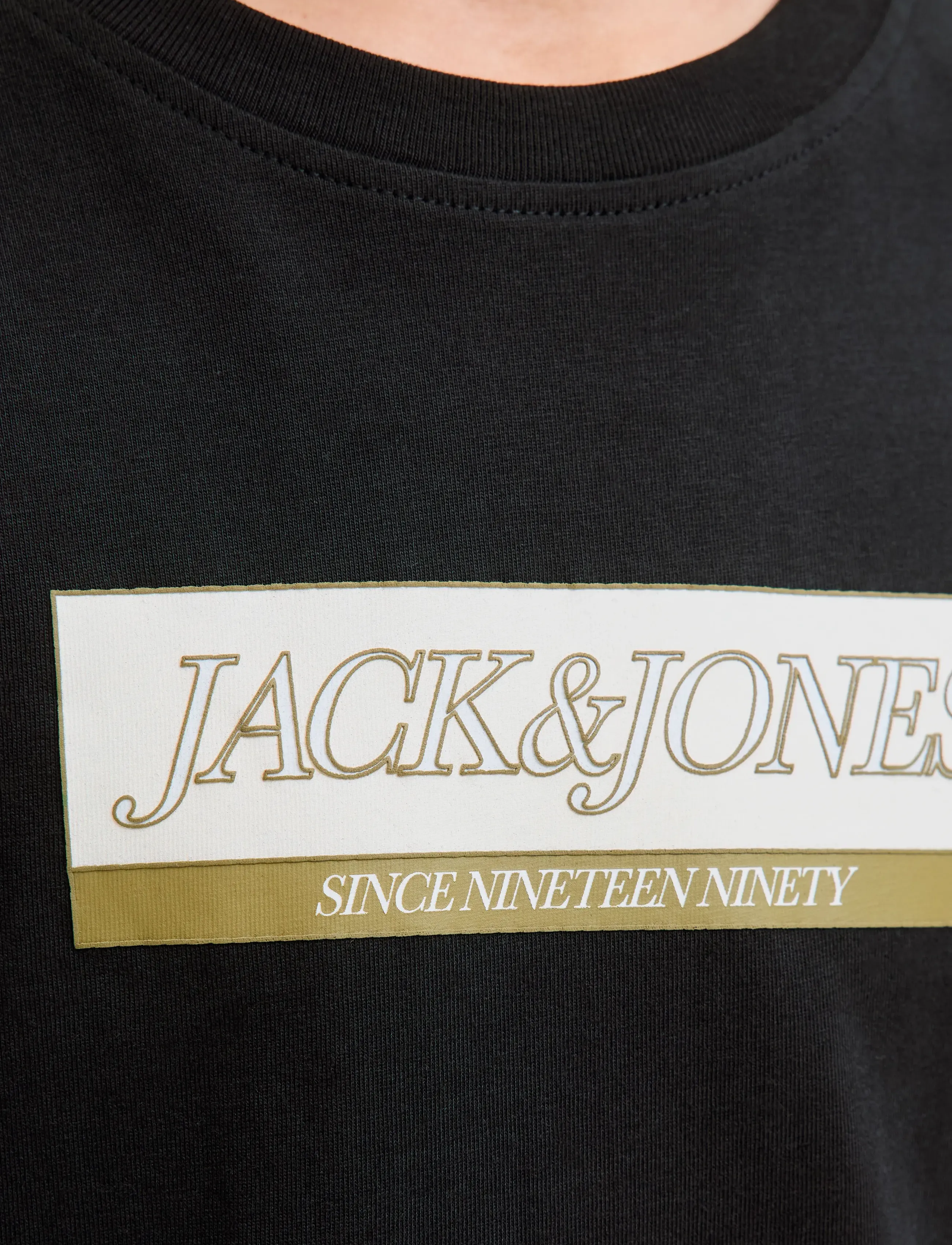 Jack & Jones - JORINWOOD BLOCK BRAND TEE SS CN NOOS JNR - kurzärmelige - black - 4
