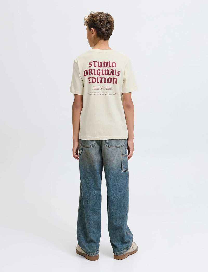 Jack & Jones - JORMEADOWS TYPO TEE SS CREW NECK JNR - short-sleeved t-shirts - antique white - 3