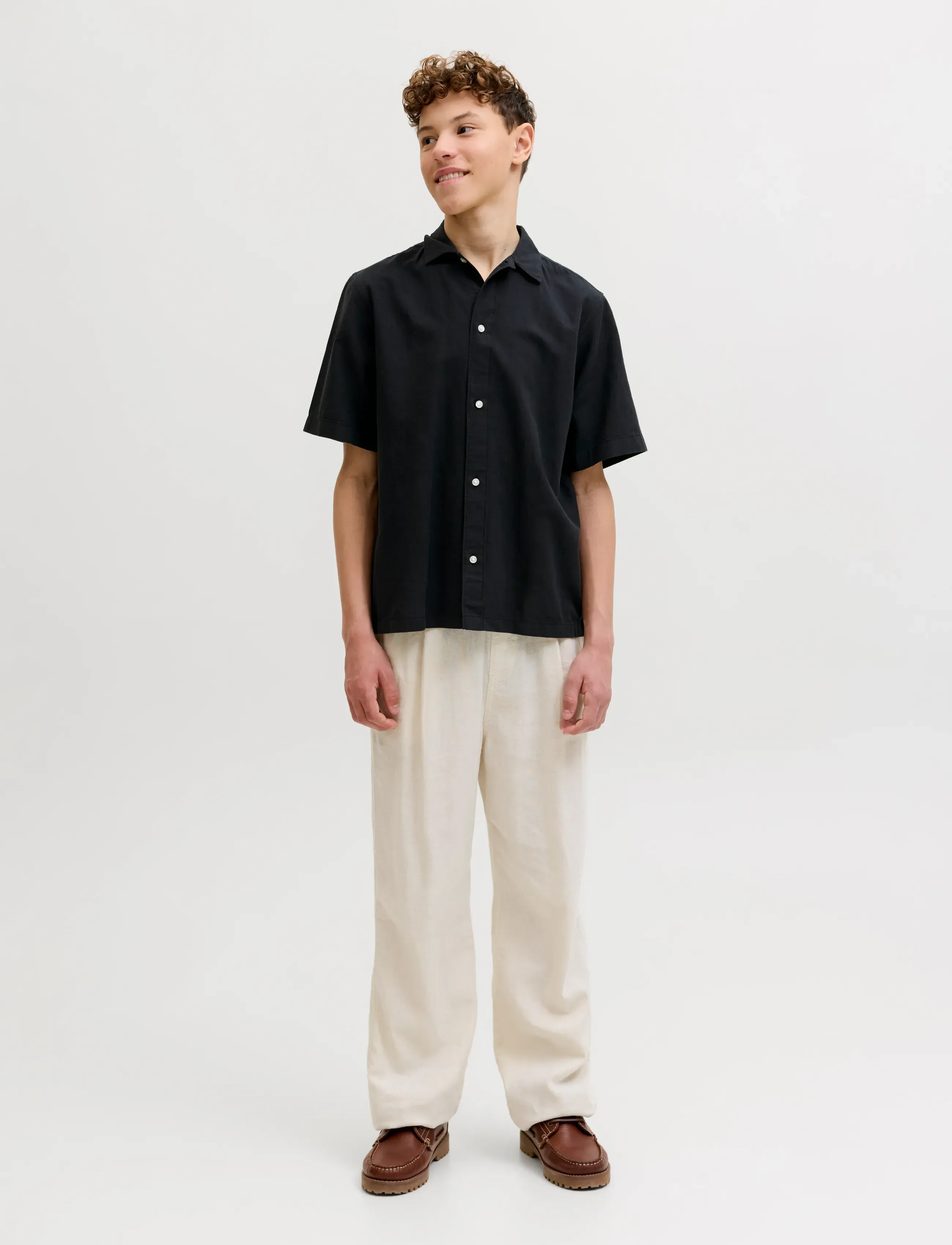Jack & Jones - JJEBREEZE LINEN BLEND OVERSIZE SHIRT JNR - short-sleeved shirts - black - 3