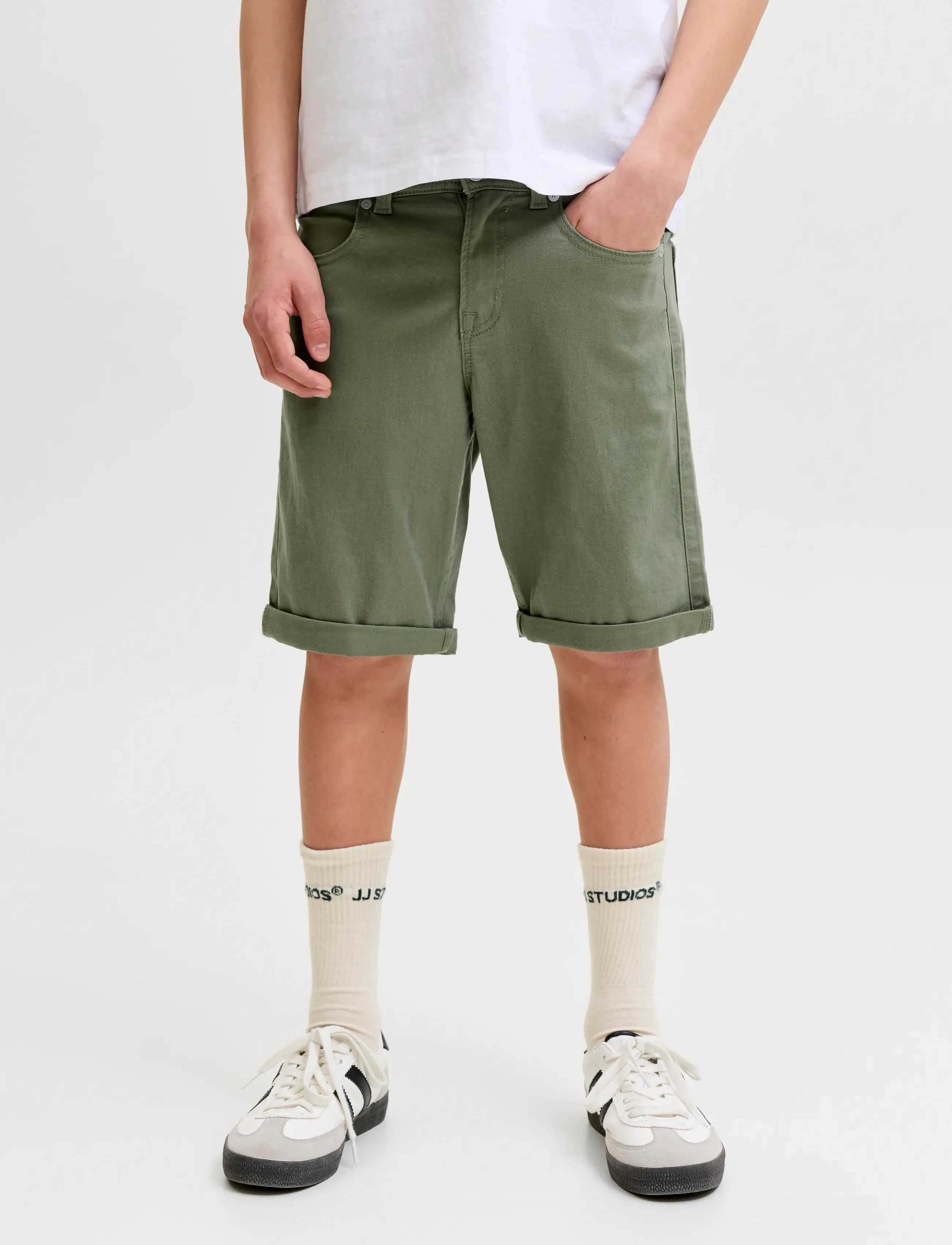 Jack & Jones JPSTRICK DYLAN ORIGINAL SHORTS JNR - Shorts - DEEP LICHEN GREEN / khaki/green
