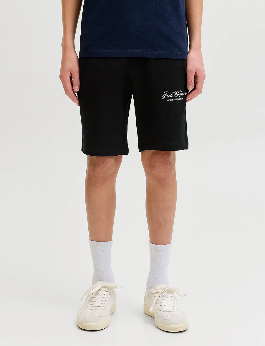 Jack & Jones - JPSTGORDON ARCHIVE SWEAT SHORTS MID JNR - sporta šorti - black - 0