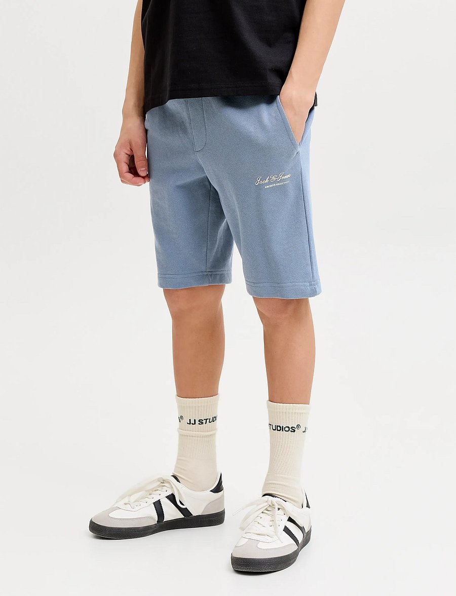 Jack & Jones - JPSTGORDON ARCHIVE SWEAT SHORTS MID JNR - lühikesed dressipüksid - blue mirage - 0