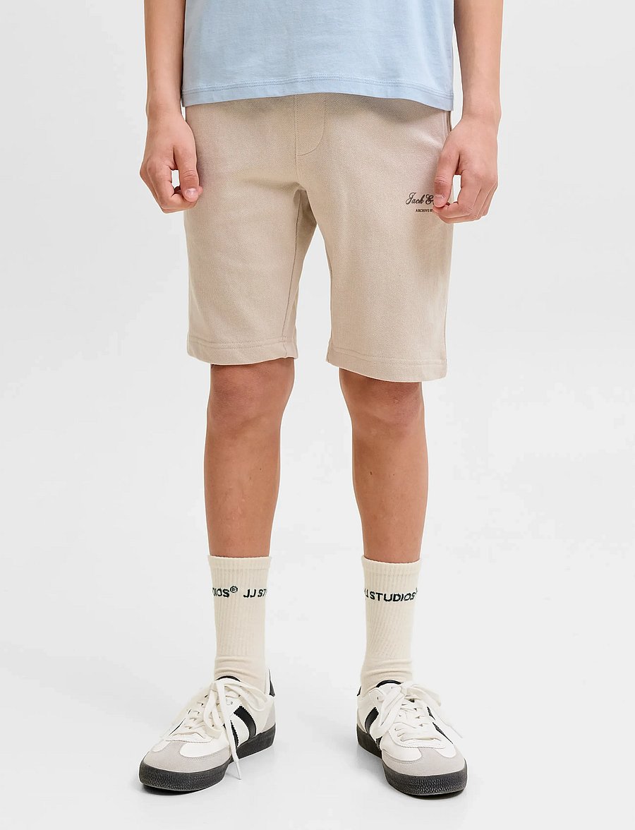 Jack & Jones - JPSTGORDON ARCHIVE SWEAT SHORTS MID JNR - sweatshorts - moonbeam - 0