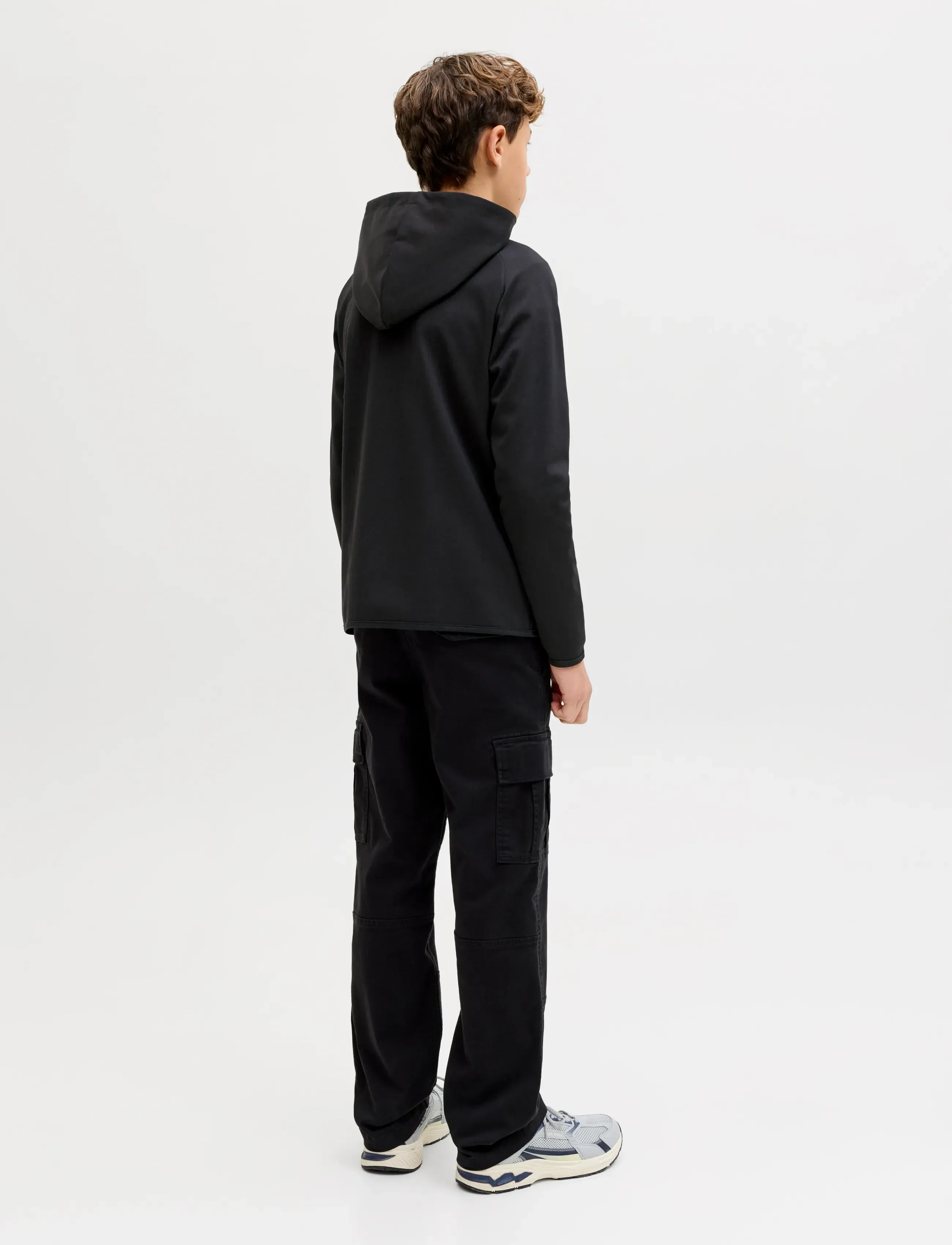 Jack & Jones - JJEBASE SWEAT ZIP HOOD NOOS JNR - hettupeysur - black - 2