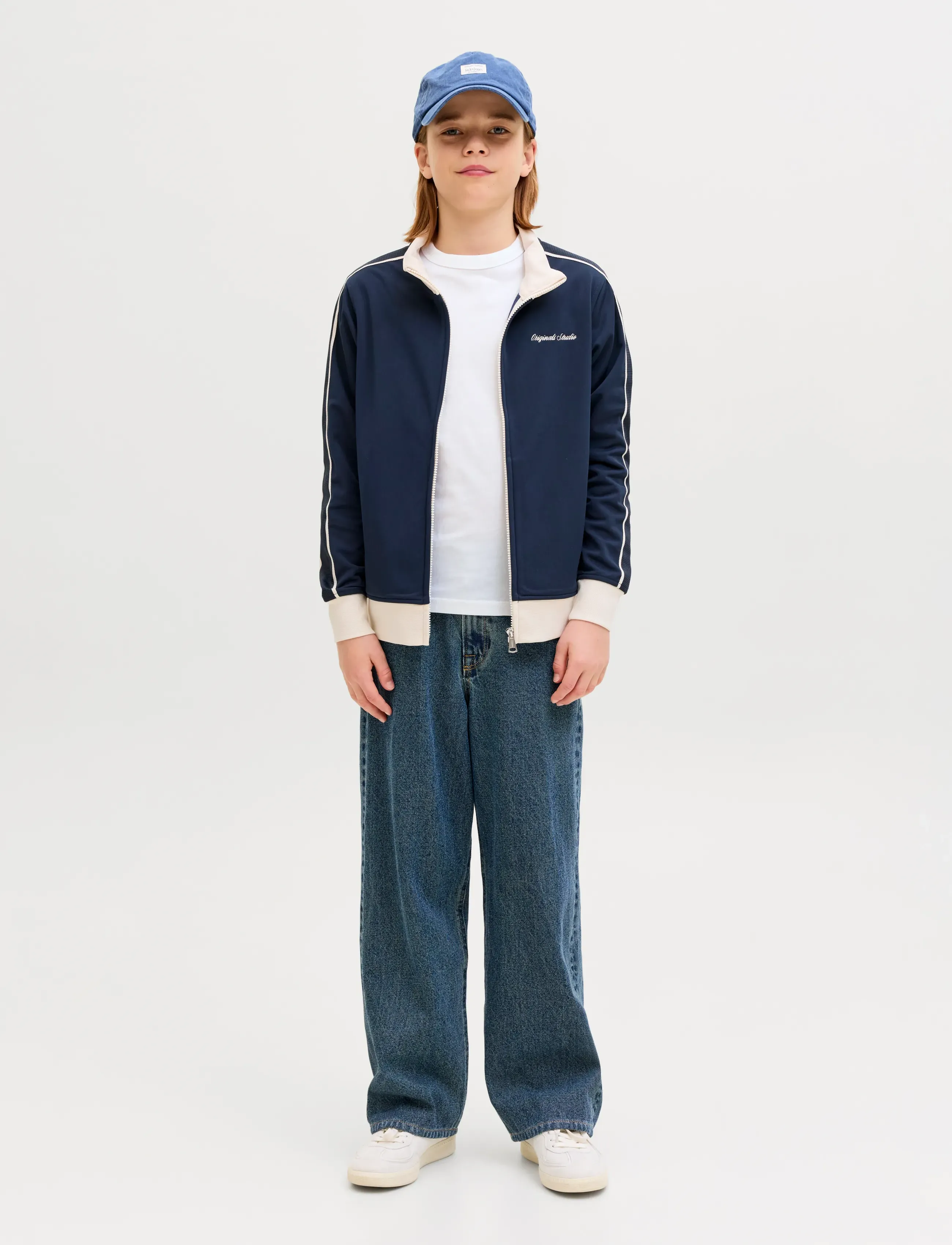 Jack & Jones - JJCOLLEGE LOGO TEE SS CREW NECK JNR - kortærmede t-shirts - bright white - 4