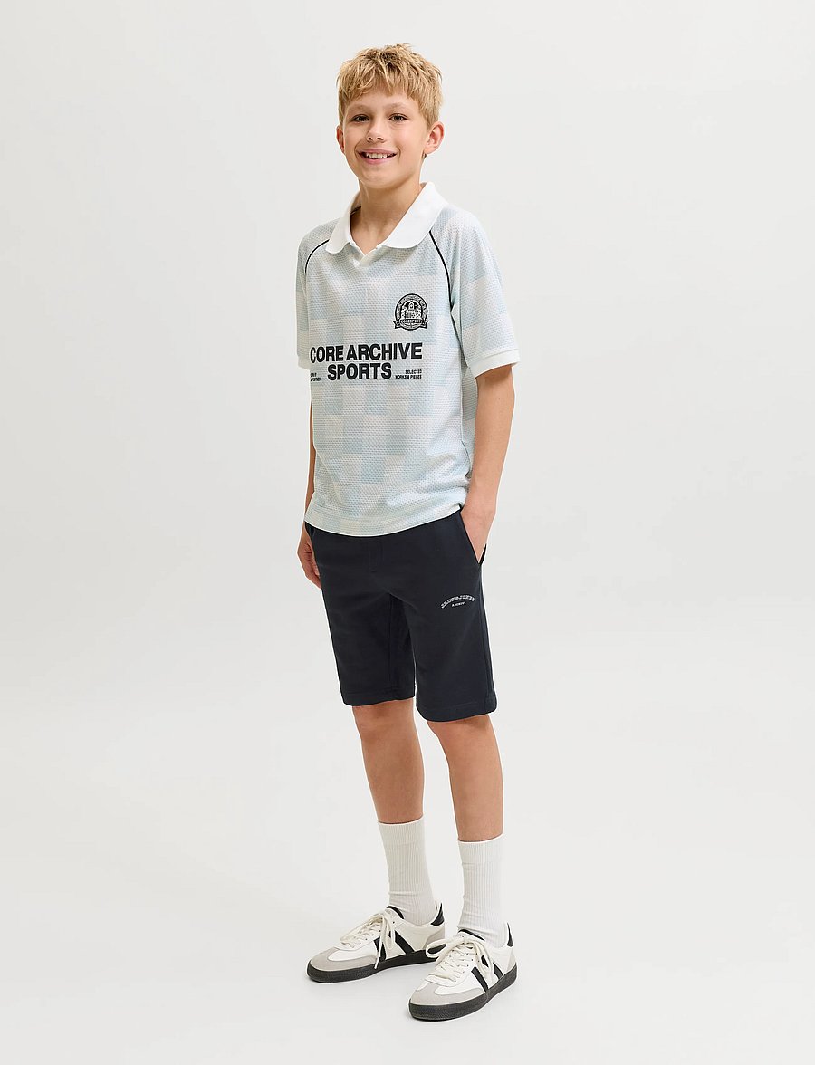 Jack & Jones - JPSTGORDON COLLEGE SWEAT SHORTS MID JNR - sweatshorts - black - 4