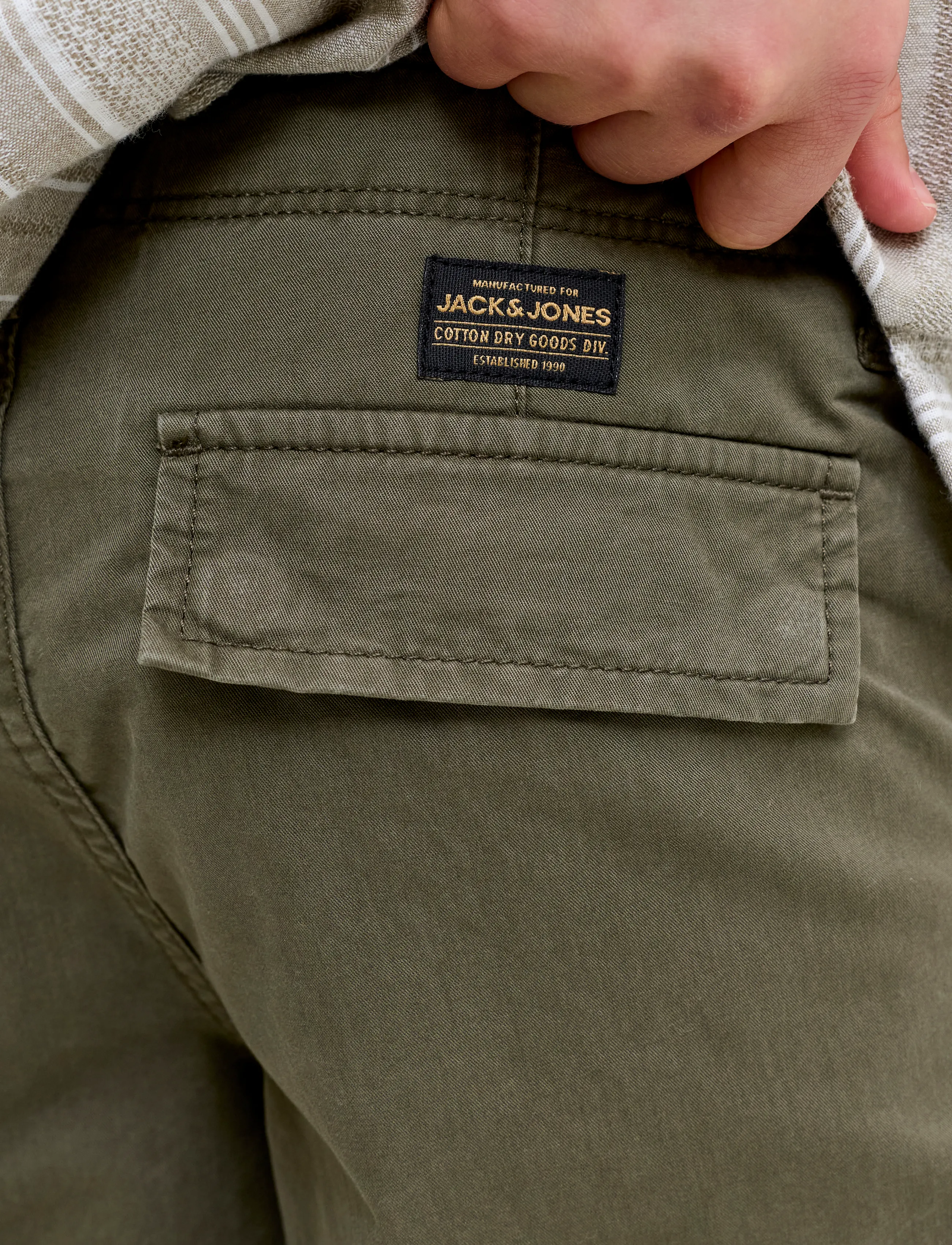 Jack & Jones - JPSTCOLE FRANK CARGO SHORT MID JNR - cargo shorts - olive night - 5